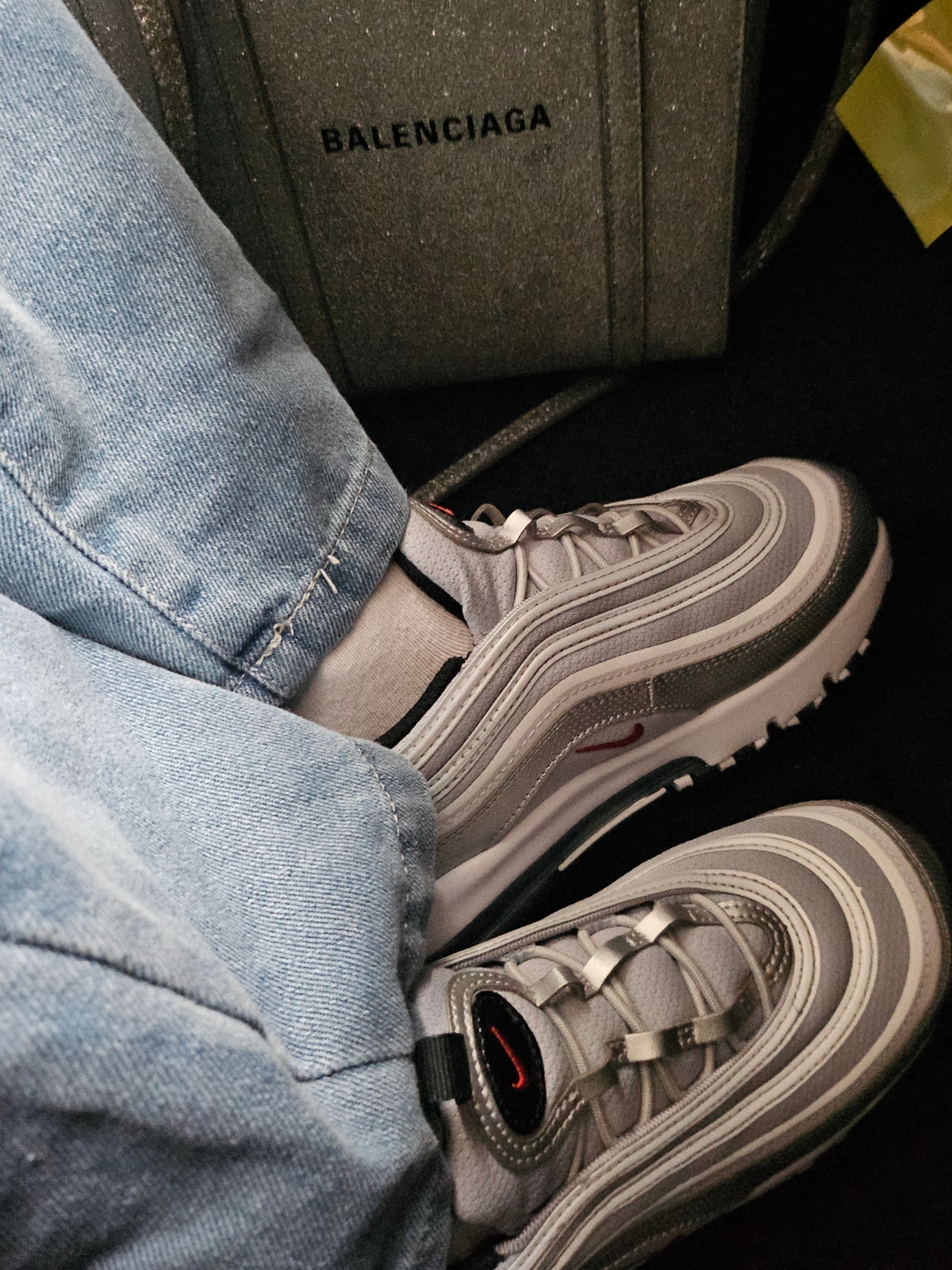 (PS) Nike Air Max 97 QS Metallic Silver Varsity Red 착용 스타일