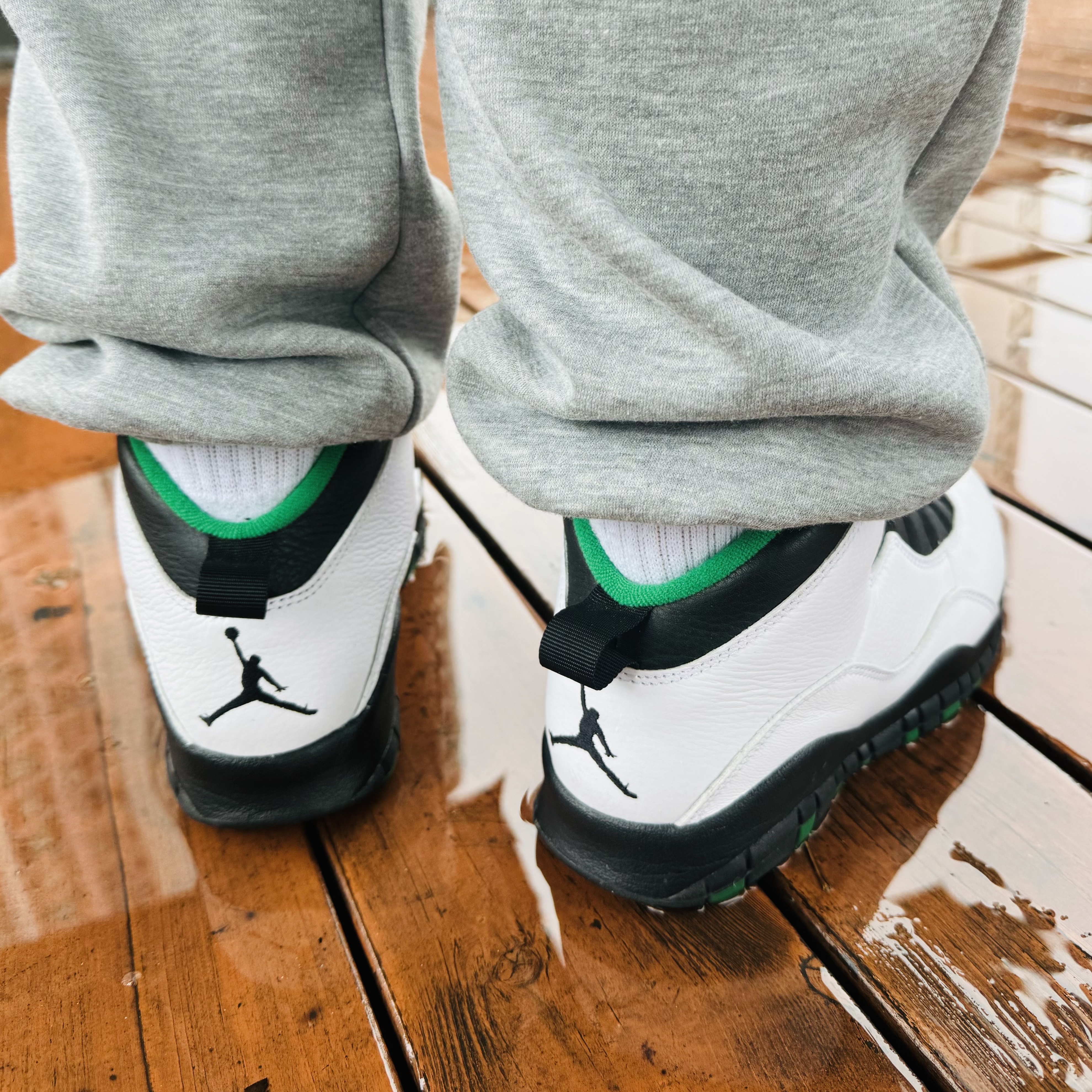 Jordan 10 Retro Seattle 착용 스타일