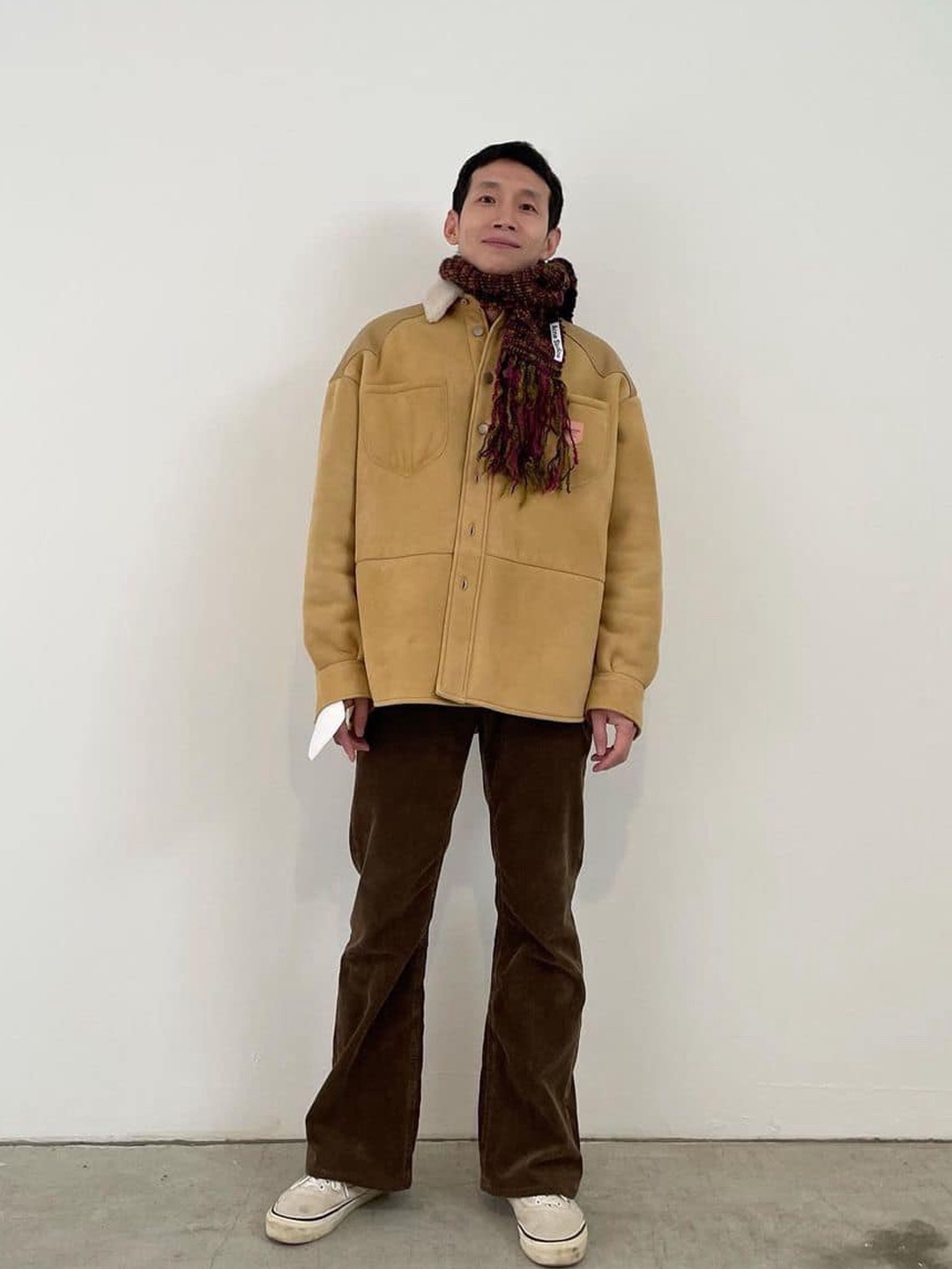 Pottery Corduroy Wide Pants Japan Texture 14 Wale Corduroy Cloth Washer Finish Brown, Dunst Wide-Leg Carpenter Corduroy Pants Black 착용 스타일 - 3