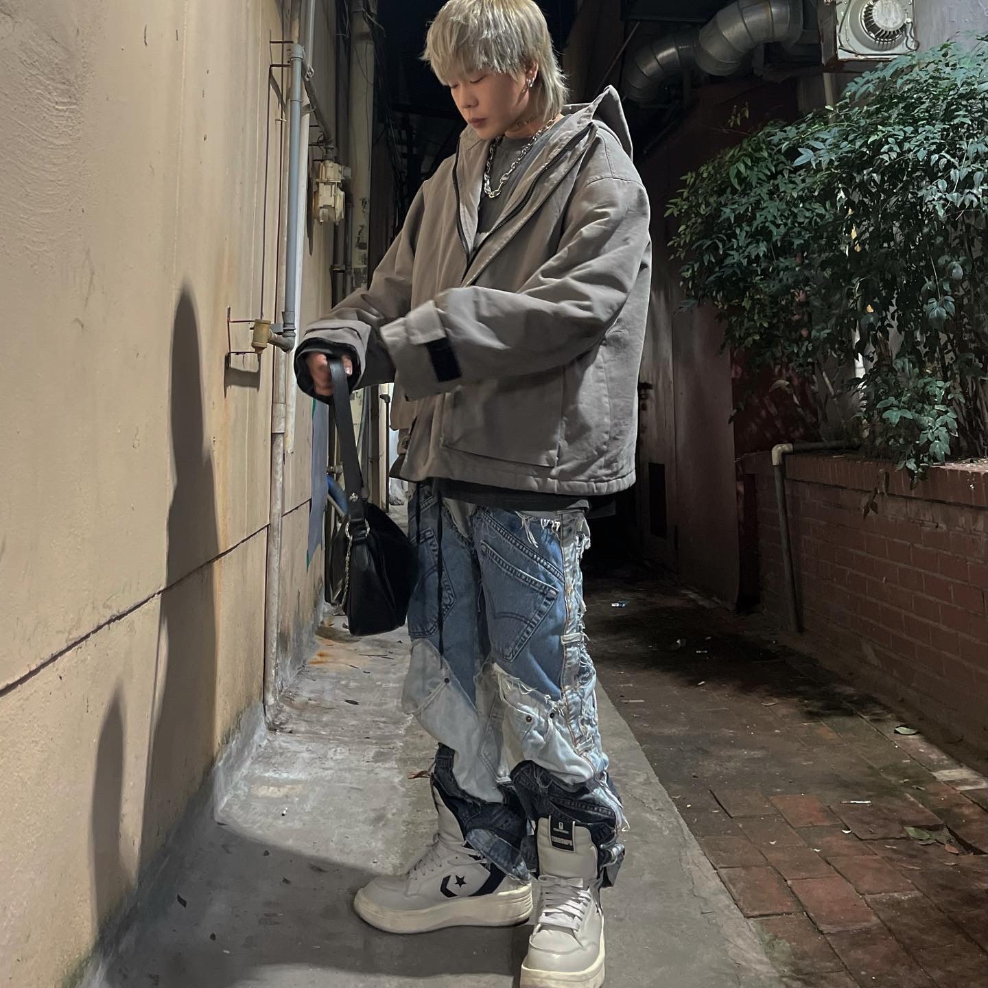 Converse x Drkshdw Turbowpn Pelican 착용 스타일 - 2