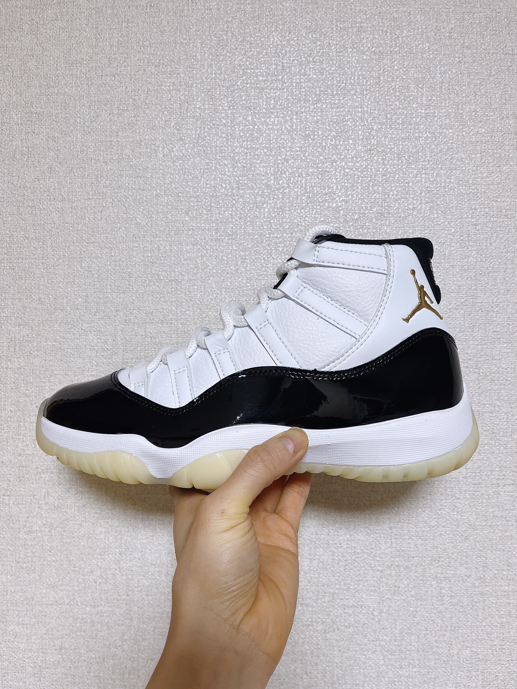 Jordan 11 Retro Gratitude 착용 스타일