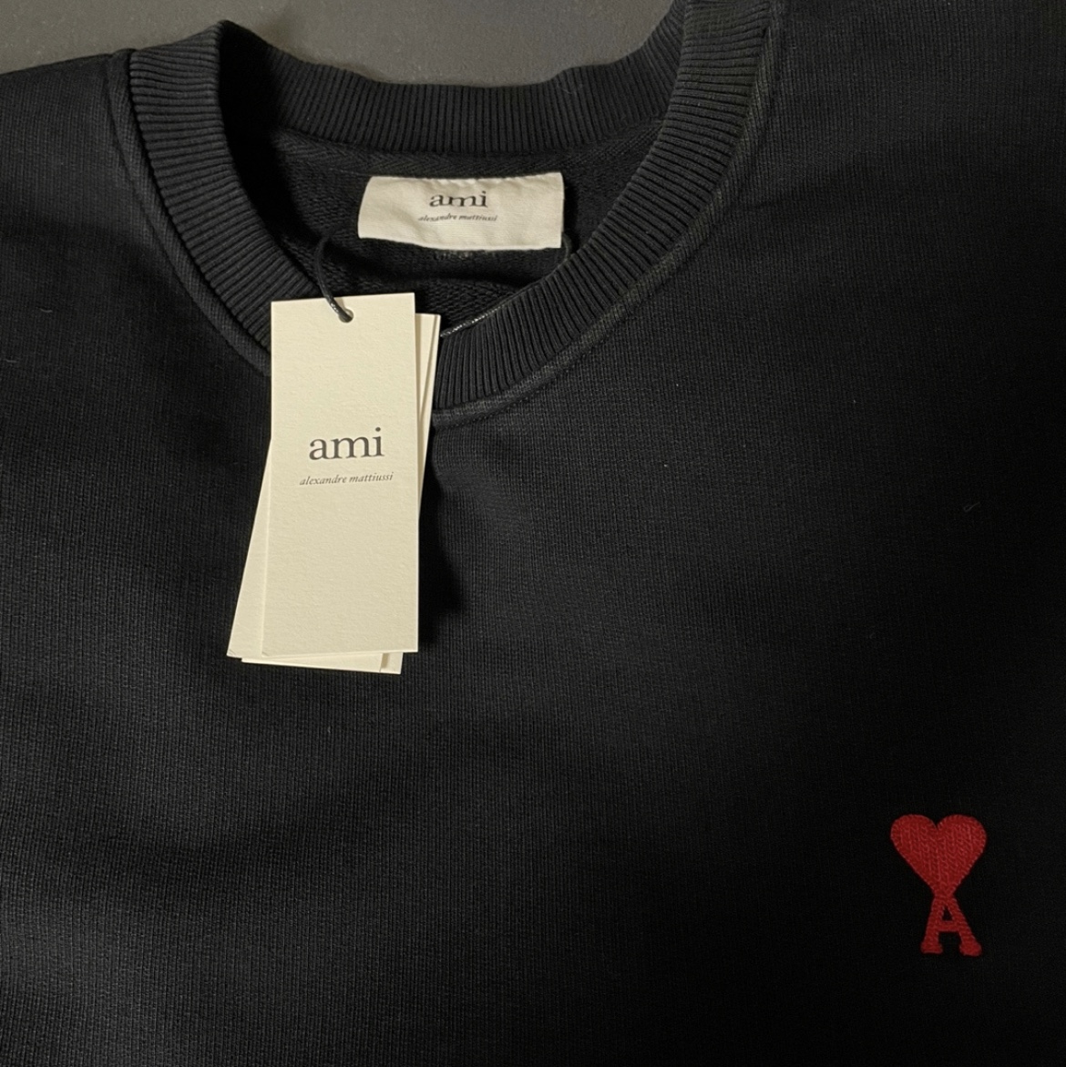 AMI de Coeur Sweatshirt Black 착용 스타일