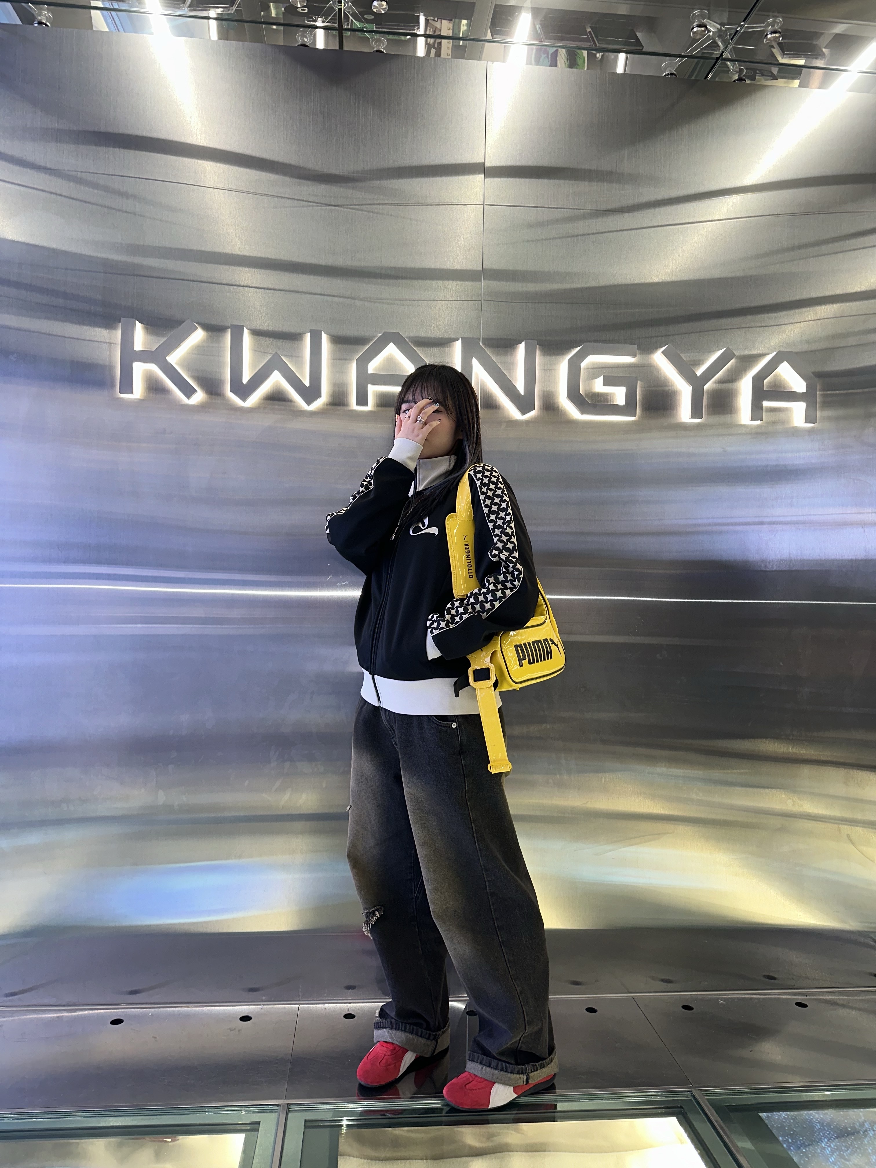 Puma Speedcat OG Sparco Ribbon Red White, Ottolinger x Puma Leather Bag Black 착용 스타일