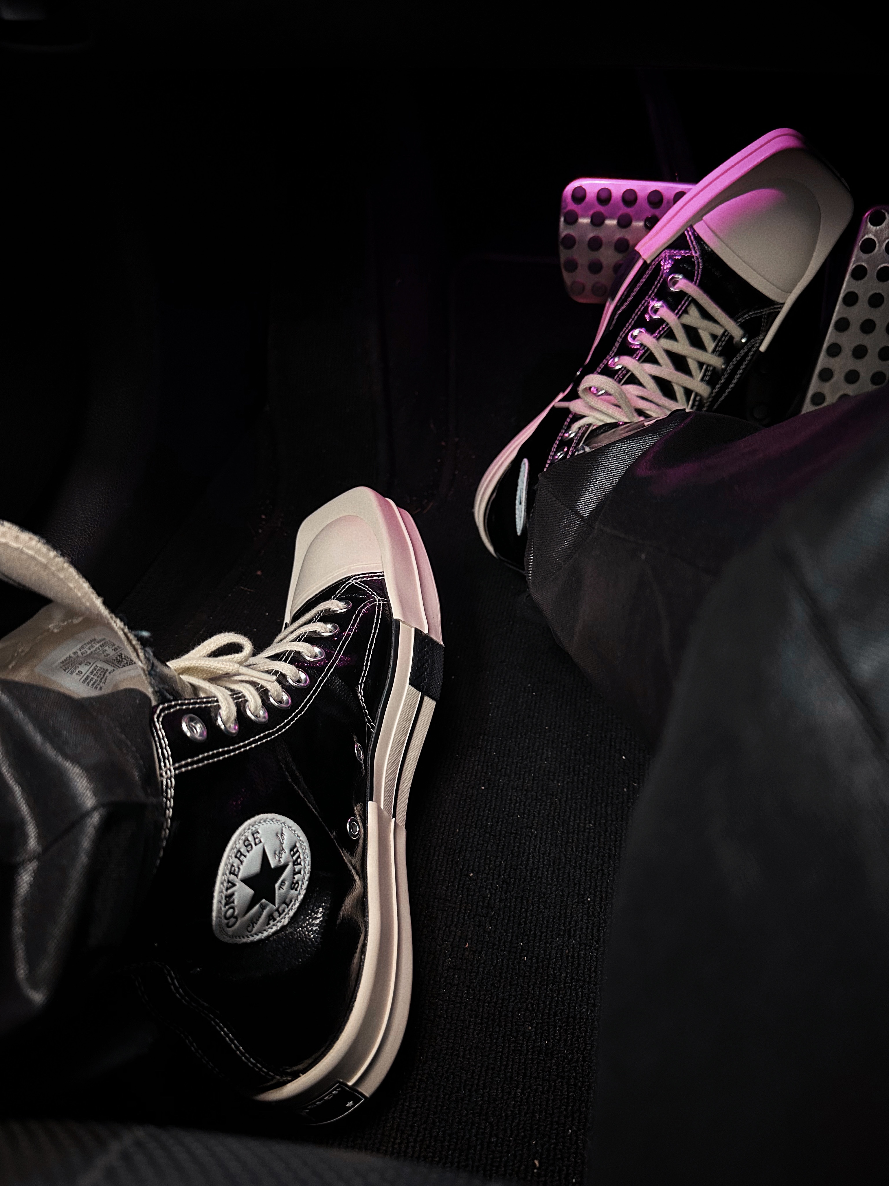 Converse x Drkshdw Turbodrk Chuck 70 Hi Black Lacquered Denim 착용 스타일