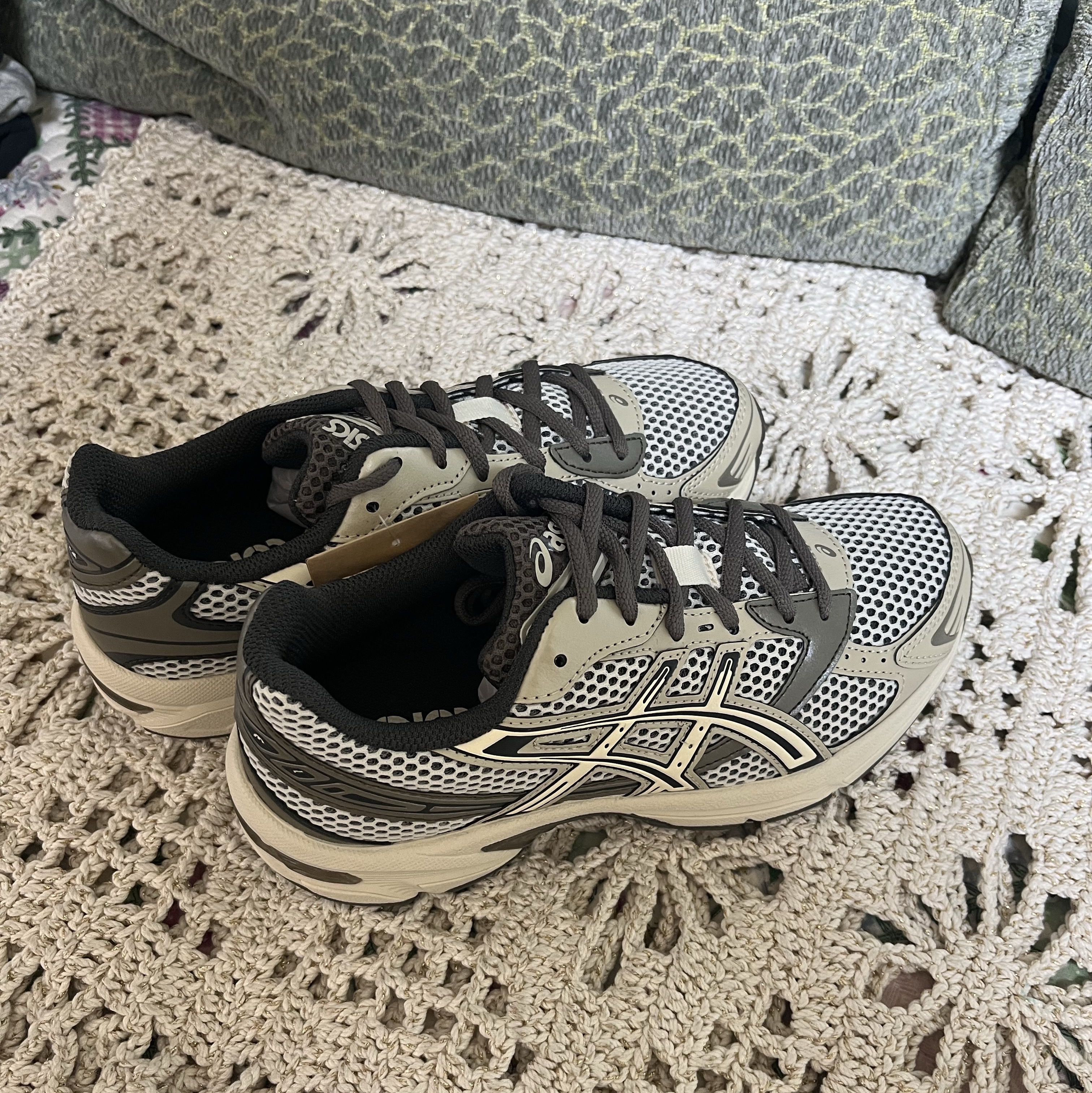 Asics Gel-1130 Birch Dark Taupe - Korea Exclusive 착용 스타일