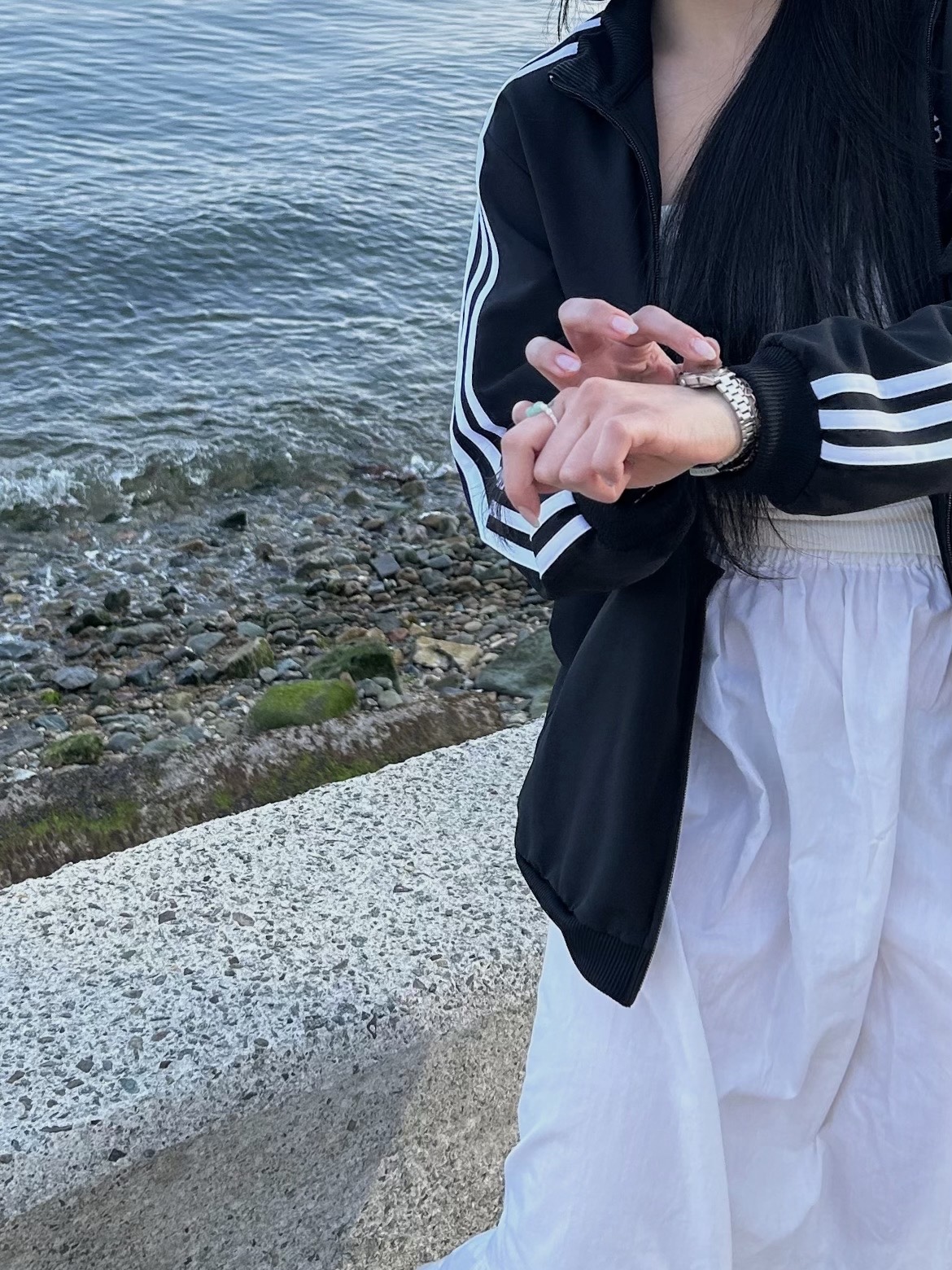 (W) Adidas Adilenium Oversized Track Top Black - KR Sizing 착용 스타일