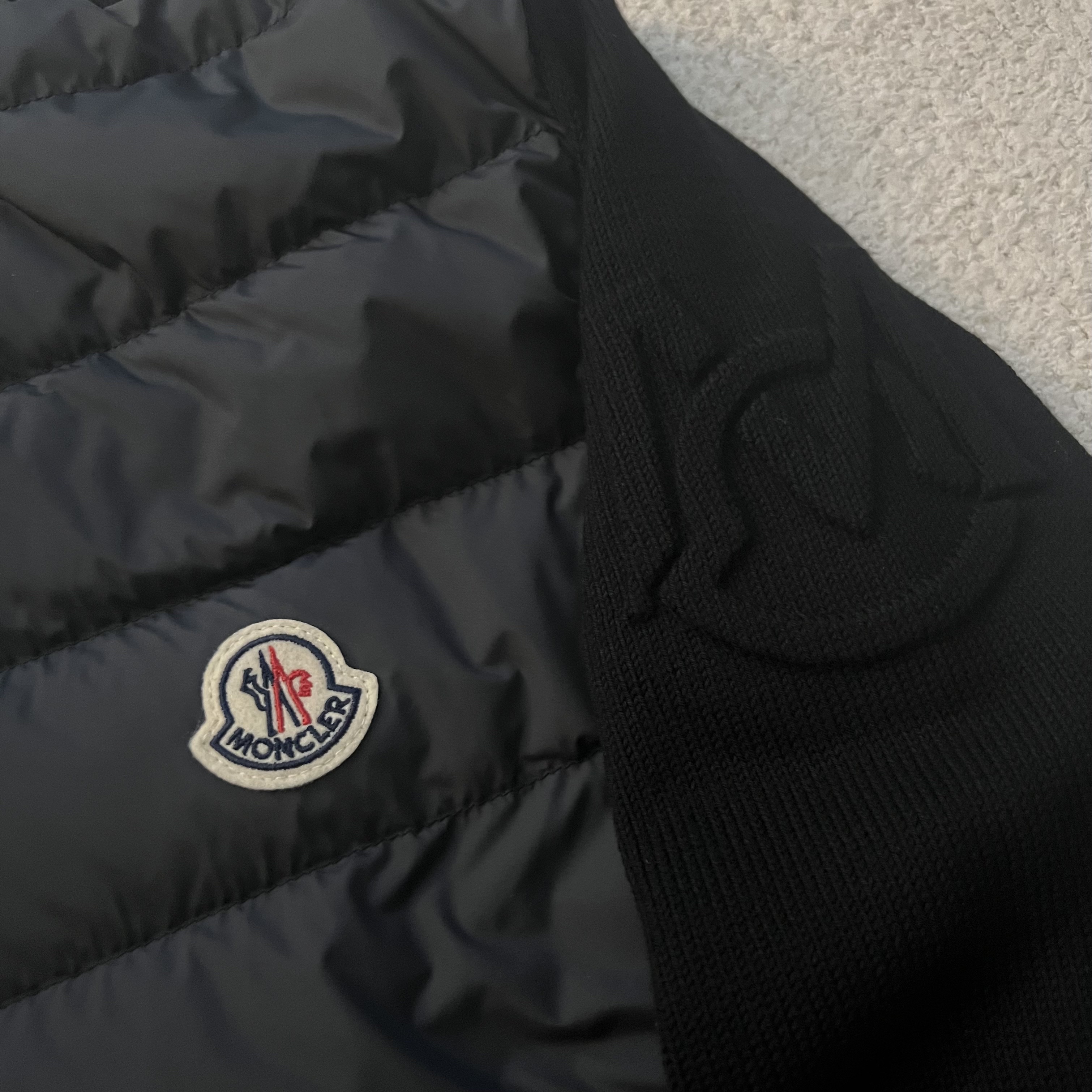 Moncler Padded Cotton Zip-Up Cardigan Black - 24SS 착용 스타일 - 2