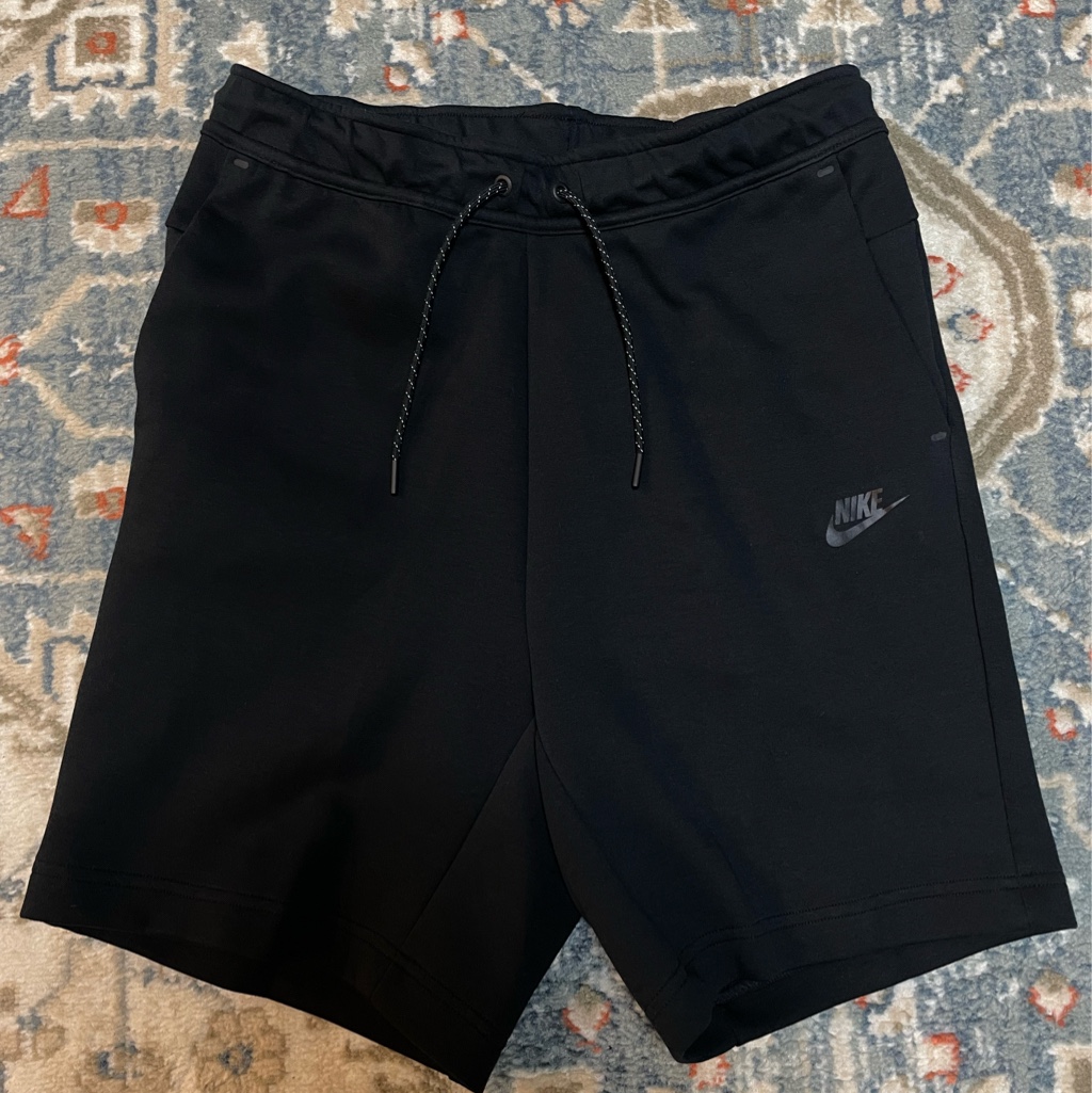 Nike NSW Tech Fleece Shorts Black - Asia 착용 스타일 - 1