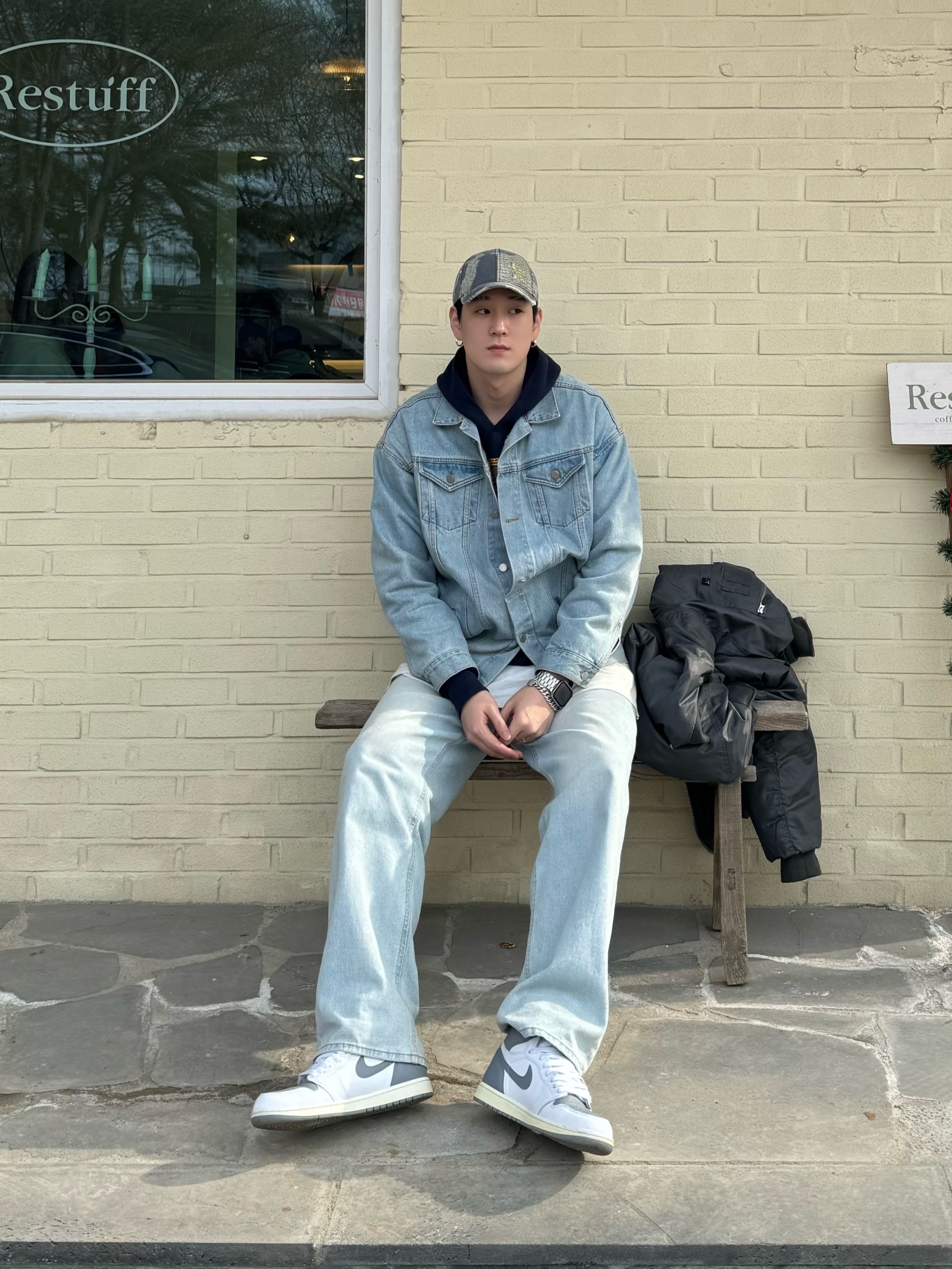 Essentials 1977 Long Sleeve T-Shirt Iron - 22SS, Jordan 1 Retro High OG Stealth 착용 스타일 - 3
