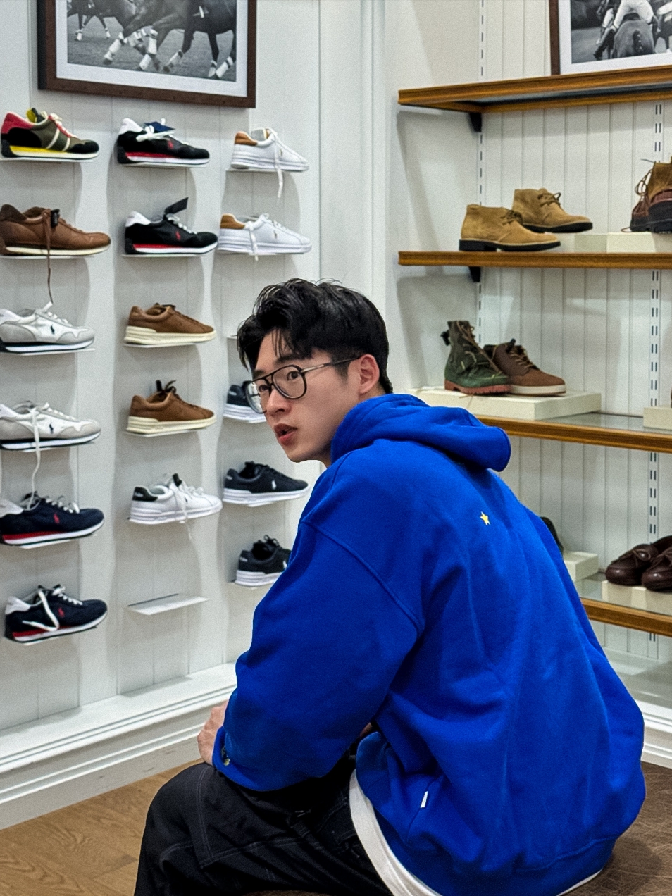 Souvenir Official Eunify Classic Hoodie Blue, Nike ACG Smith Summit Cargo Pants Black Anthracite - Asia 착용 스타일