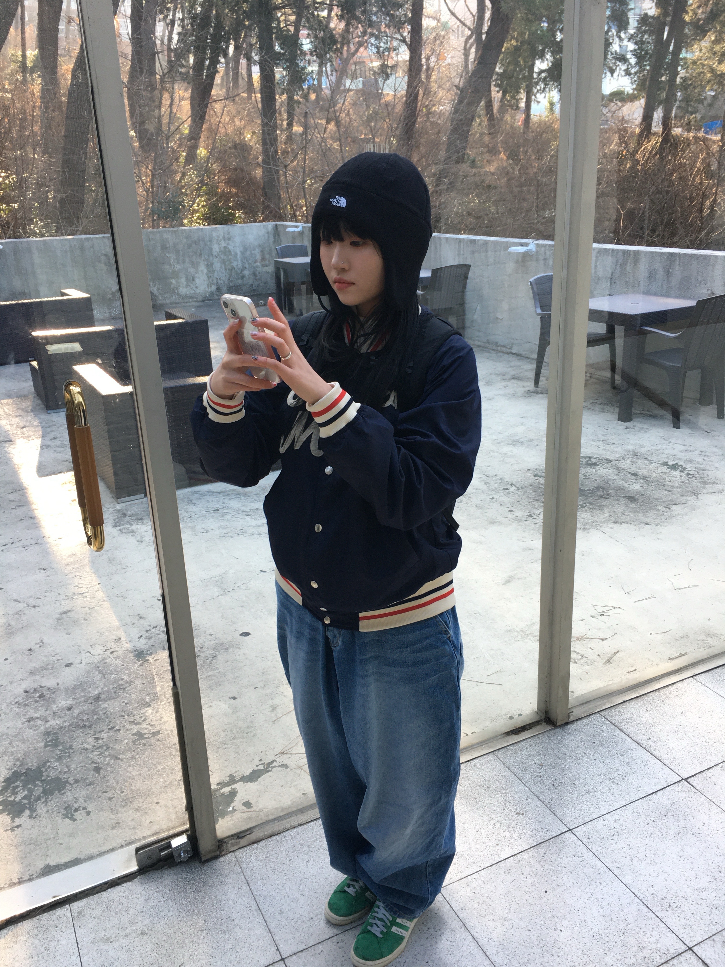 Human Made Nylon Stadium Jacket Navy, The North Face Fleece Earmuff Beanie Black 착용 스타일 - 2