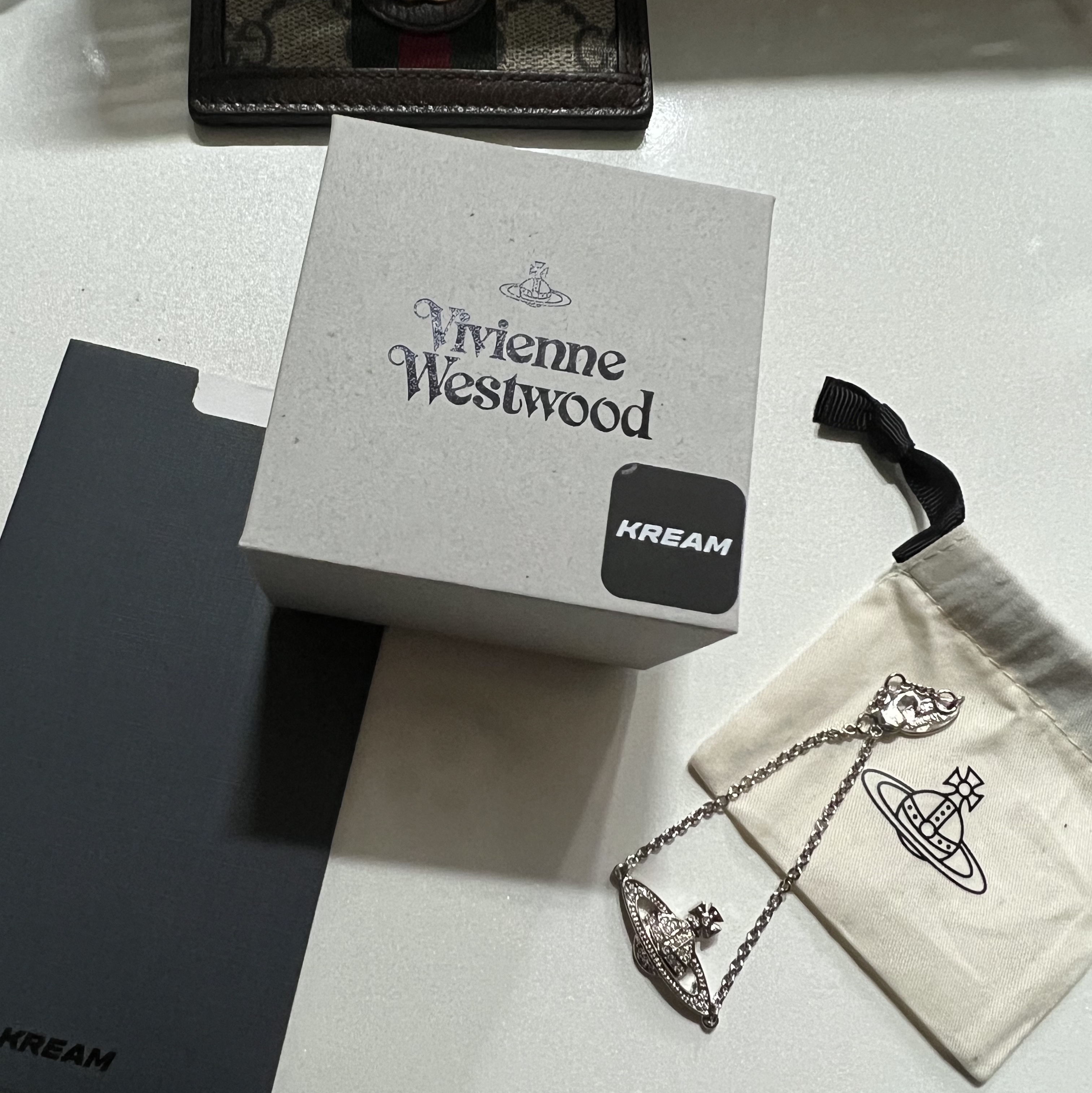Vivienne Westwood Mini Bas Relief Chain Bracelet Silver 착용 스타일