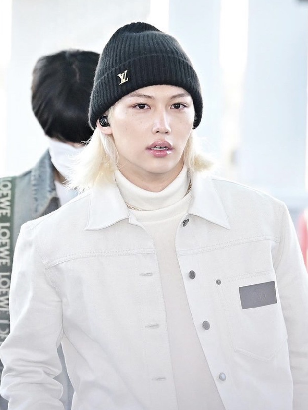 Louis Vuitton LV Dual Beanie Black 착용 스타일
