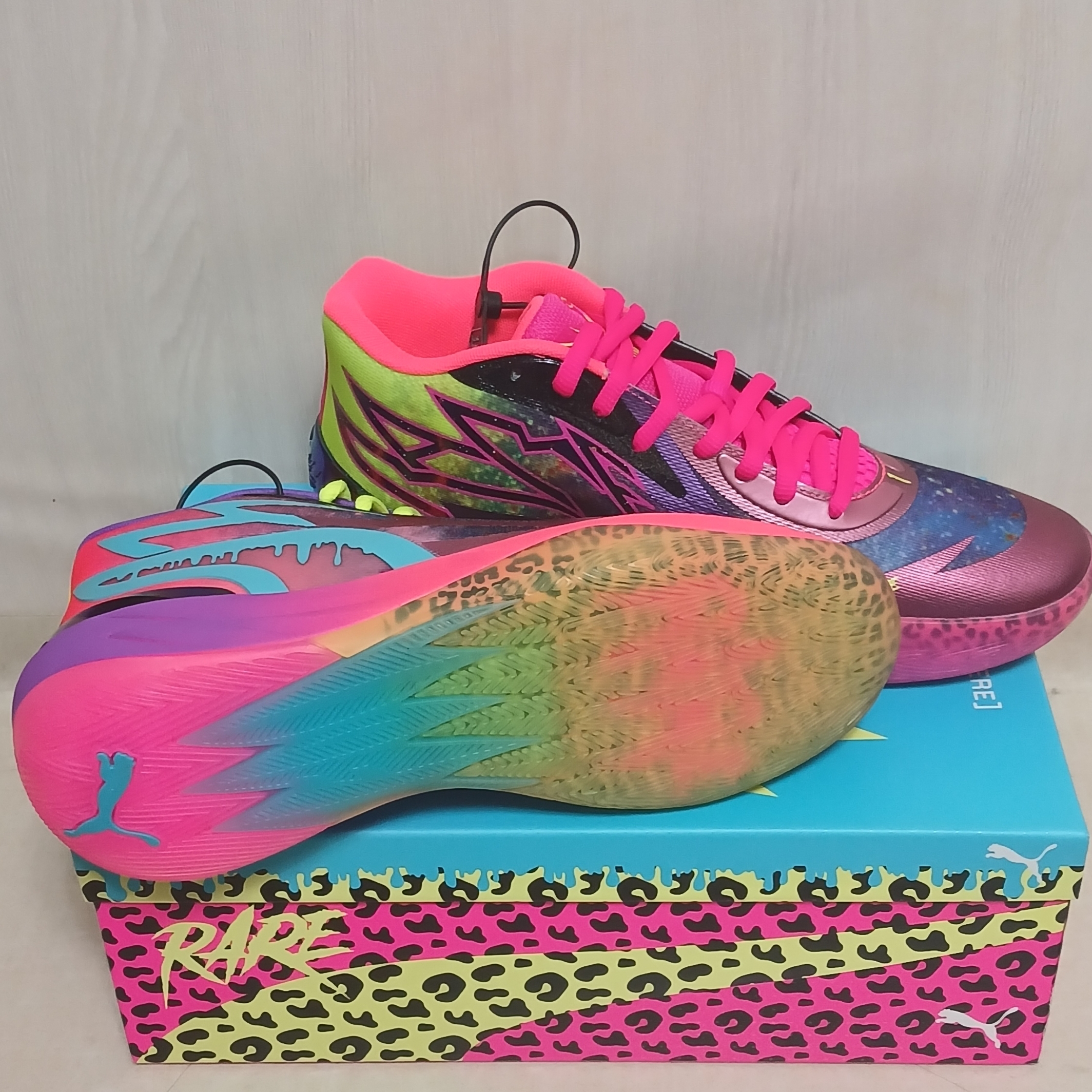 Puma MB.02 Be You Purple Glimmer Safety Yellow 착용 스타일 - 5