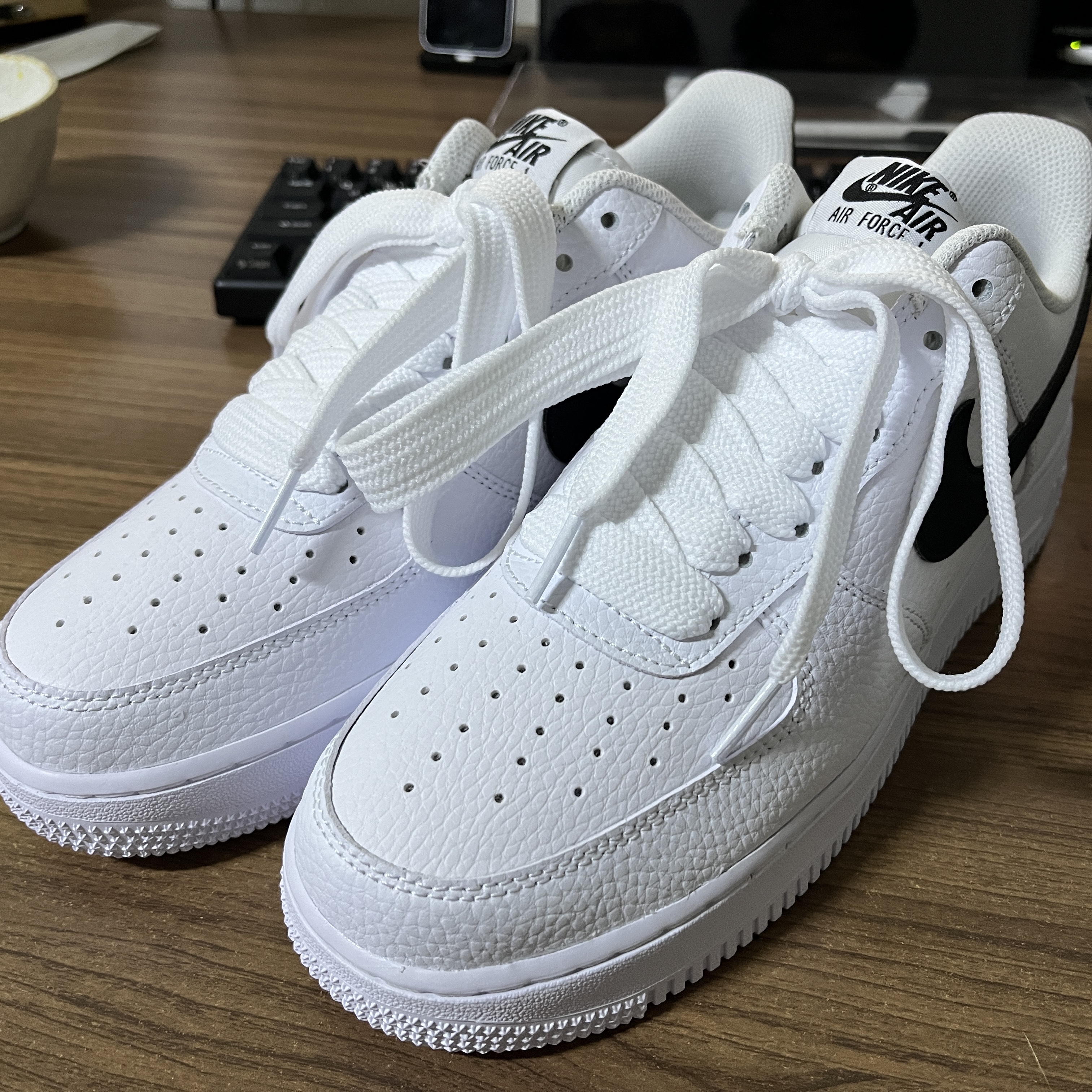 Nike Air Force 1 '07 White Black 착용 스타일