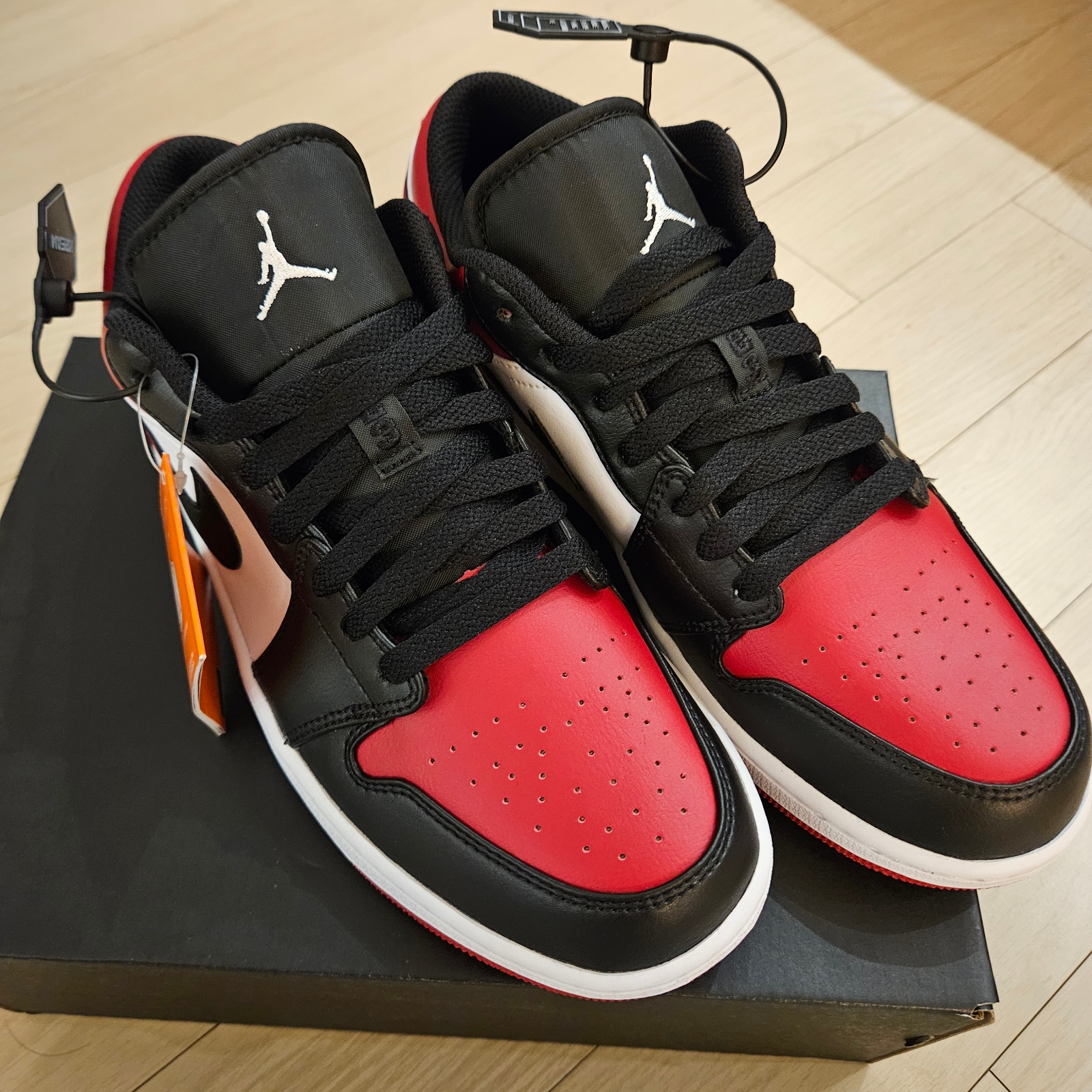 Jordan 1 Low Bred Toe 착용 스타일