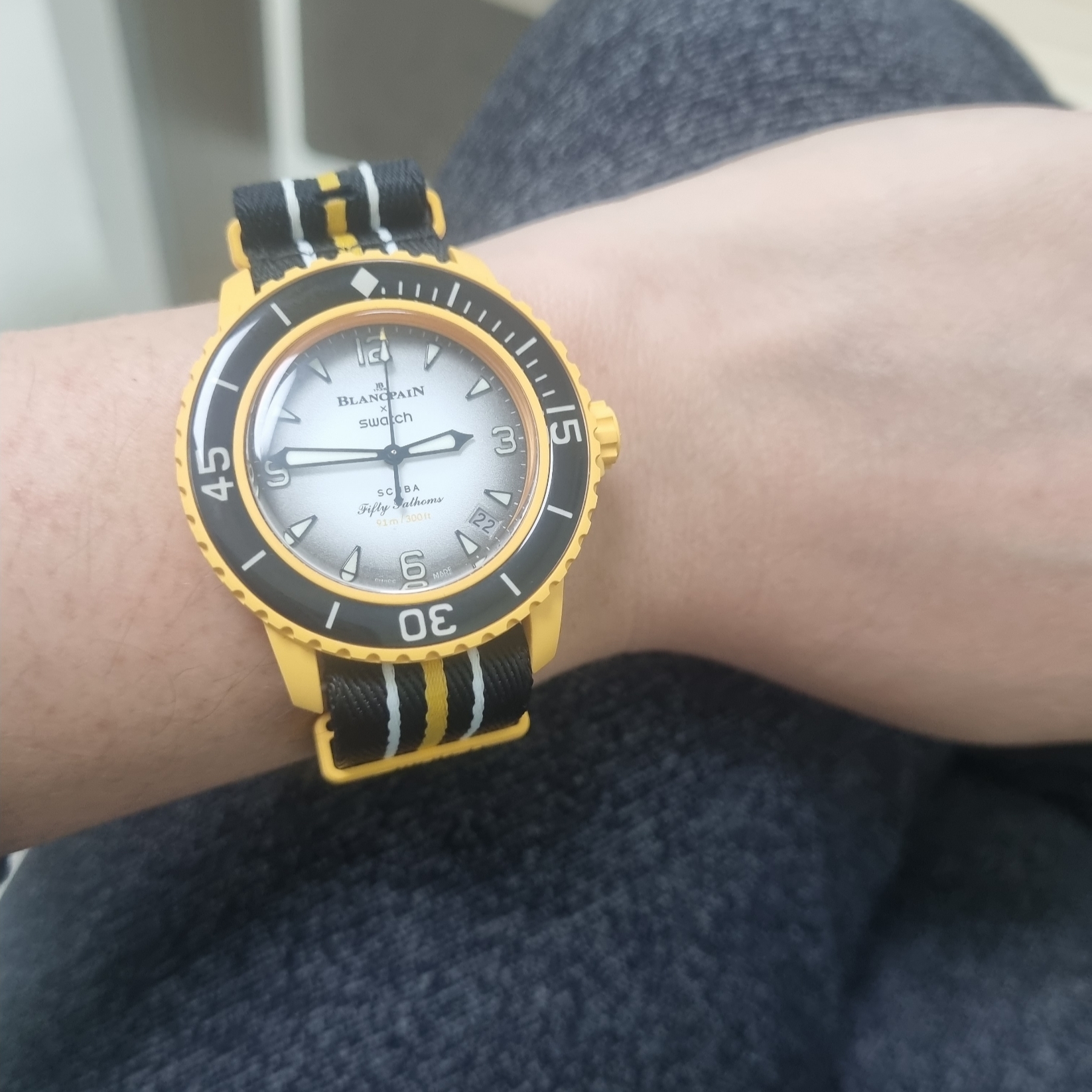 Swatch x Blancpain Bioceramic Pacific Ocean 착용 스타일