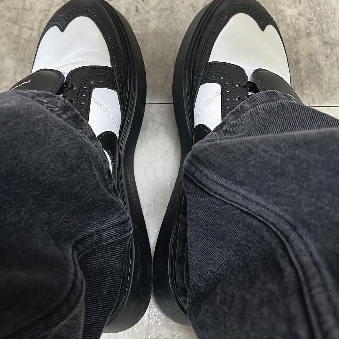 Nike x Peaceminusone Kwondo1 Black and White 착용 스타일