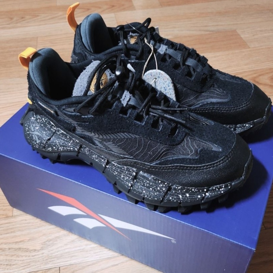 Reebok Zig Kinetica 2 Edge Black 착용 스타일
