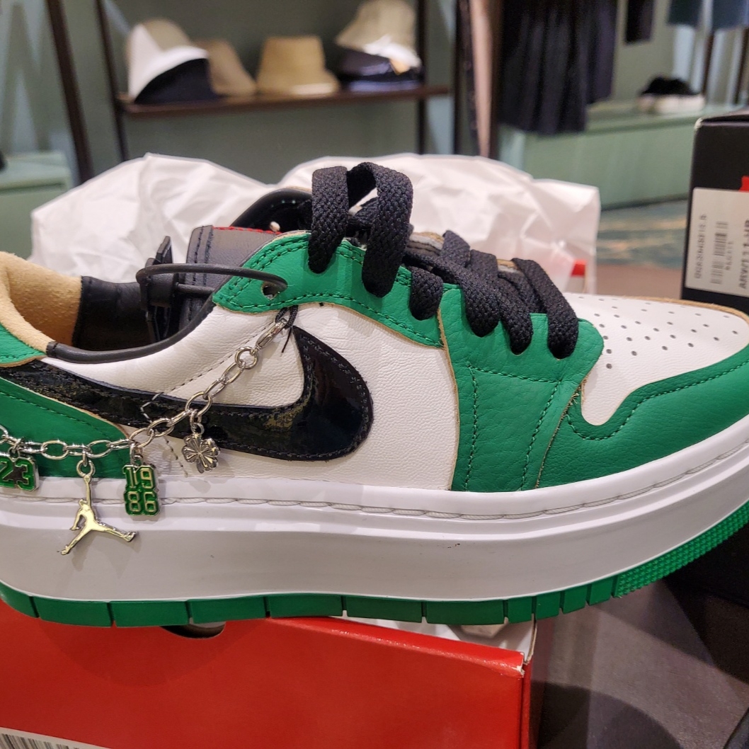 (W) Jordan 1 Elevate Low SE Lucky Green 착용 스타일