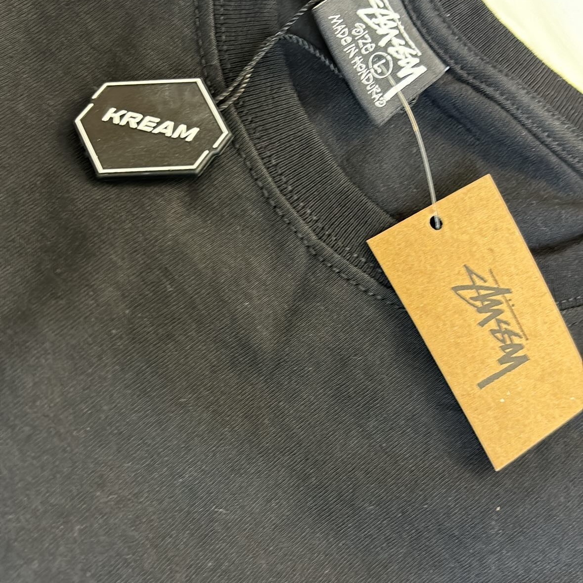 Stussy Basic Stussy T-Shirt Black 2023 착용 스타일