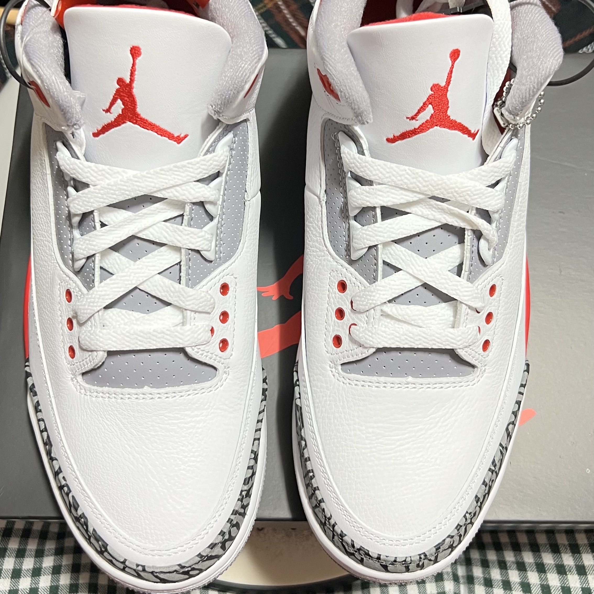 Jordan 3 Retro Fire Red 2022 착용 스타일 - 2