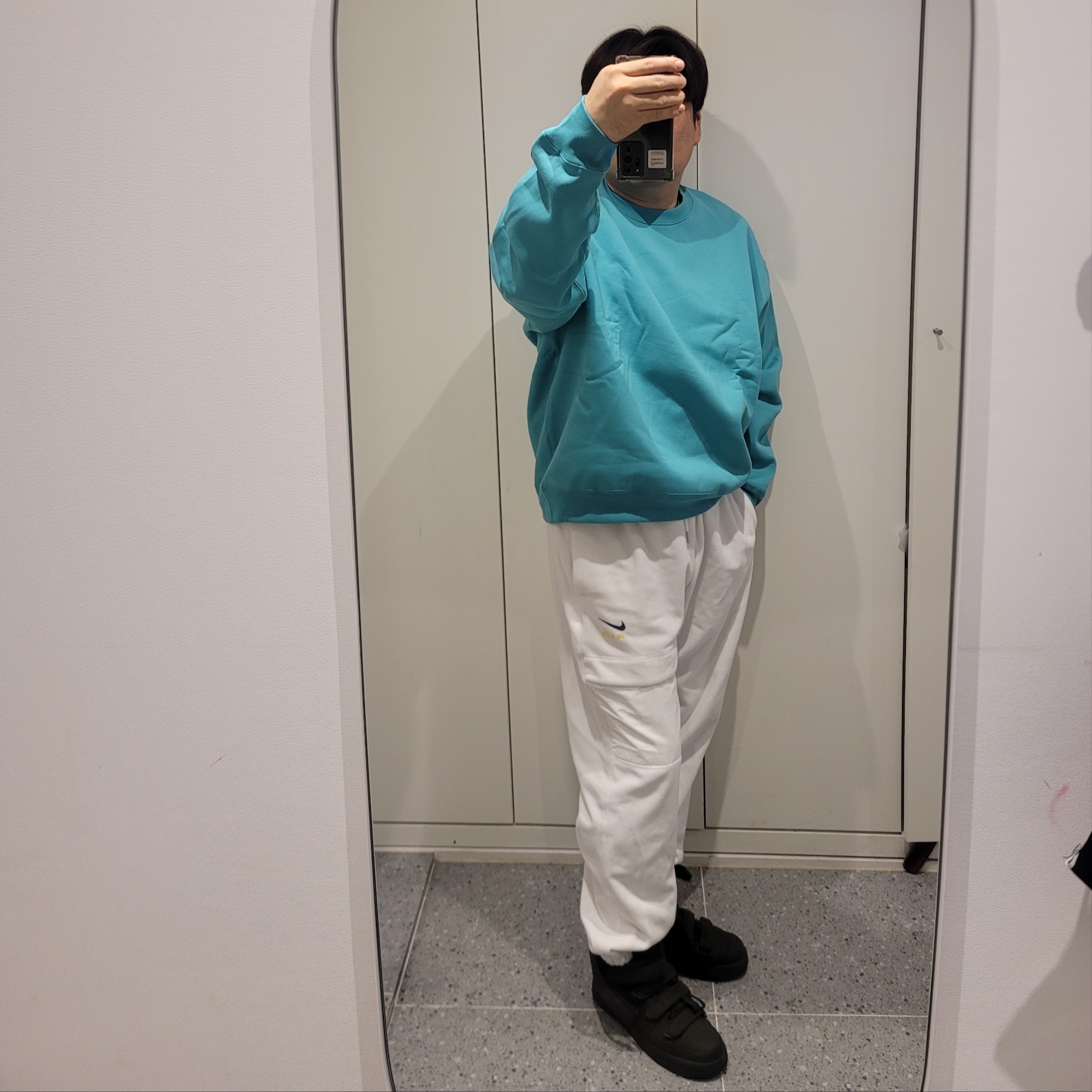 Nike NRG Solo Swoosh Crew Fleece Washed Teal - US/EU, Nike x Billie Eilish Air Force 1 High '07 SP Sequoia 착용 스타일 - 2