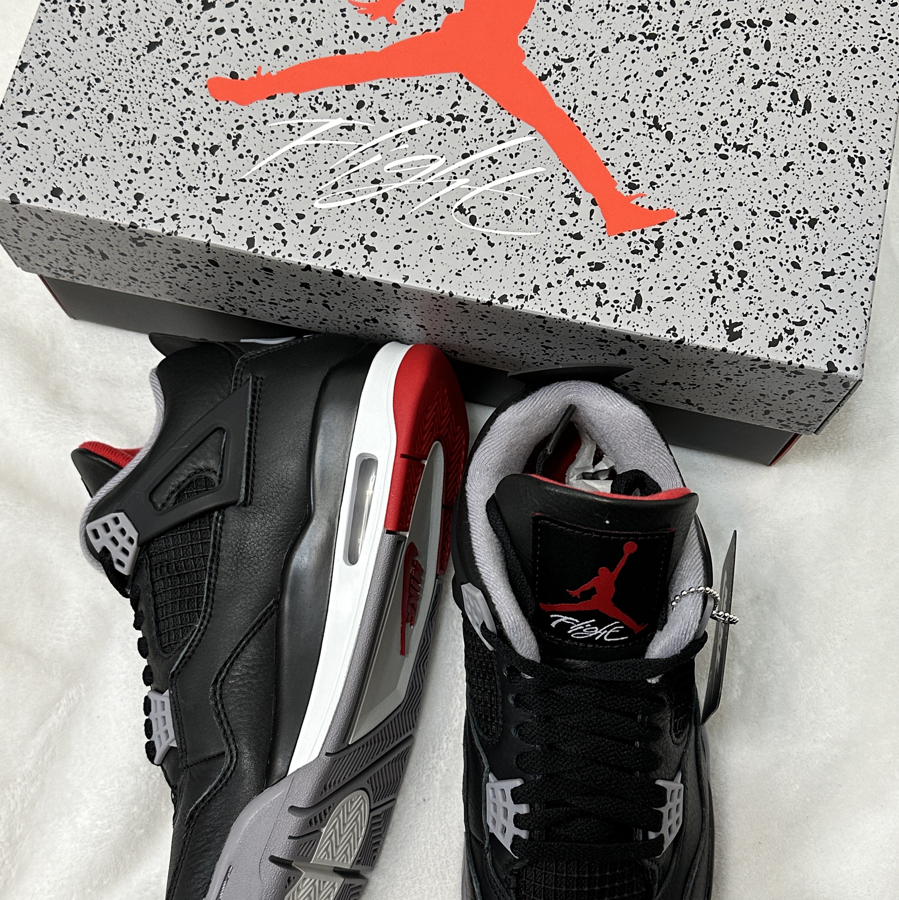 Jordan 4 Retro Bred Reimagined 착용 스타일 - 4