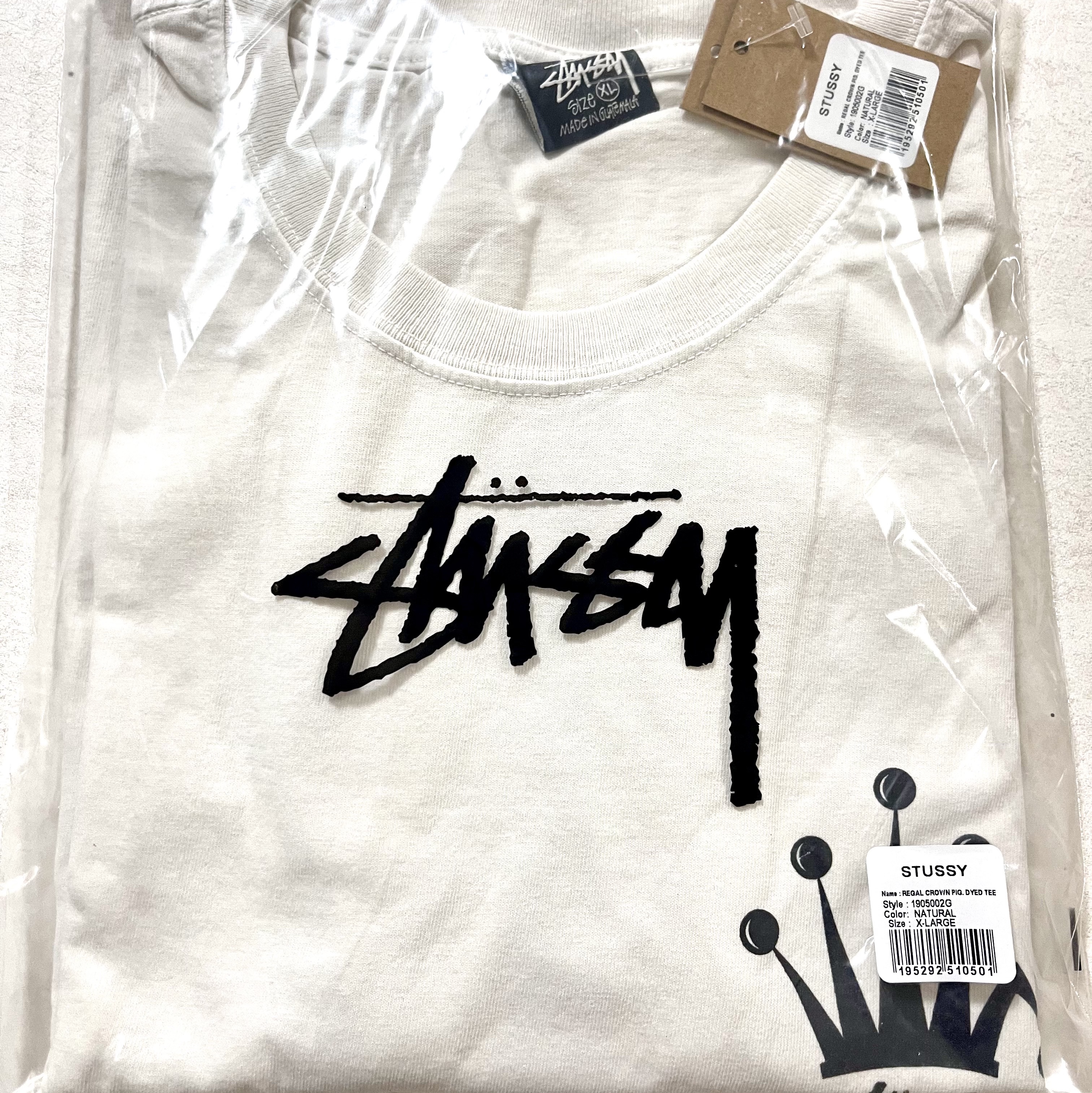 Stussy Regal Crown Pigment Dyed T-Shirt Natural 착용 스타일