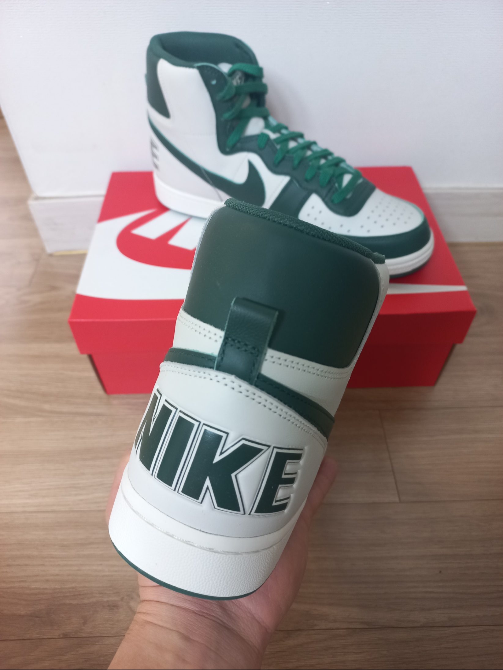 Nike Terminator High Noble Green 착용 스타일 - 2