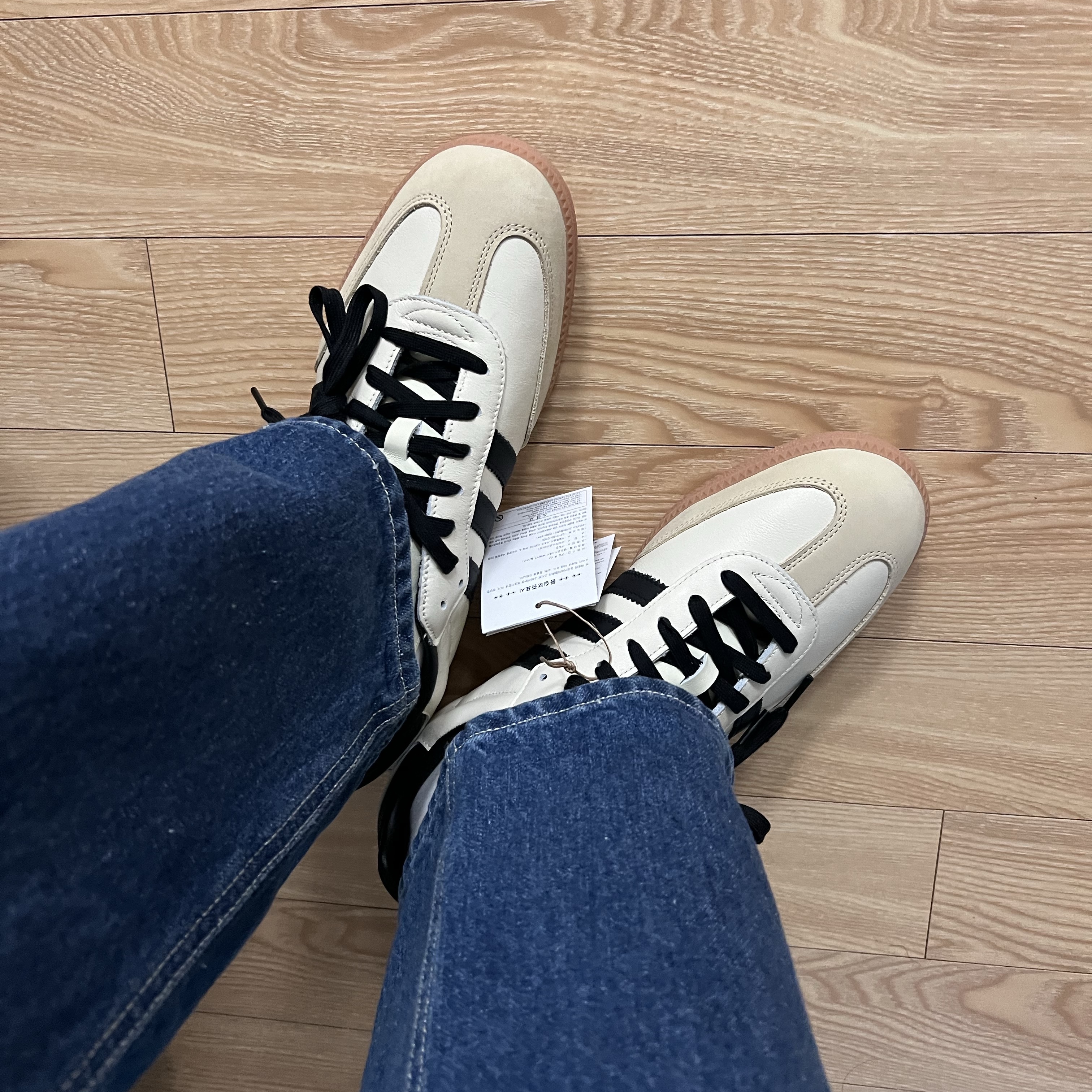 (W) Adidas Samba OG Cream White Core Black 착용 스타일