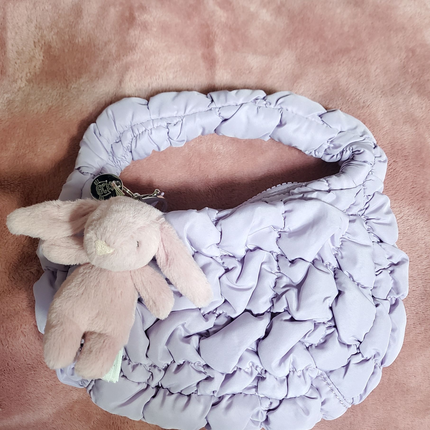 COS Quilted Micro Bag Purple 착용 스타일