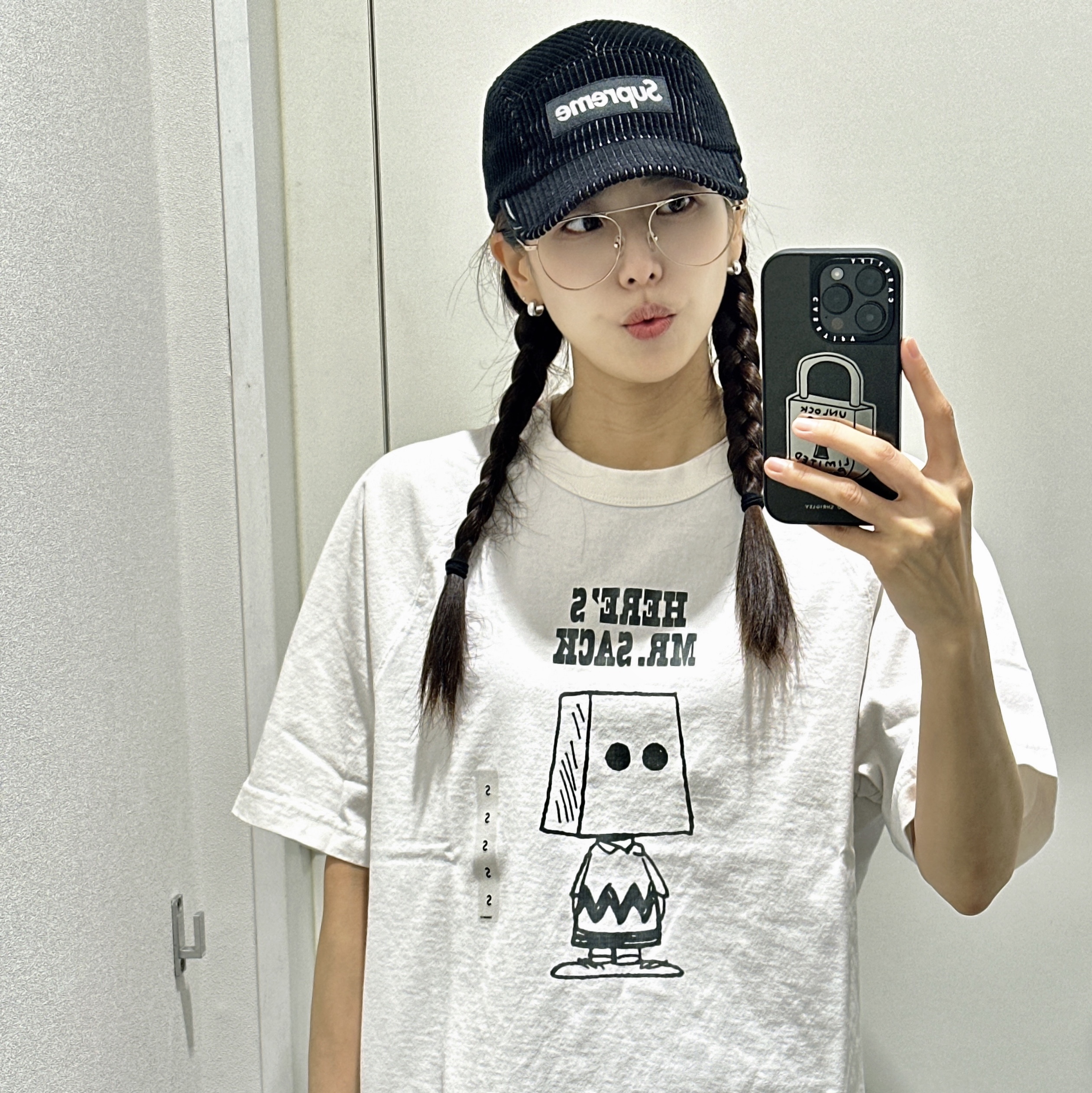 Supreme 2-Tone Corduroy Camp Cap Black - 23SS 착용 스타일 - 2