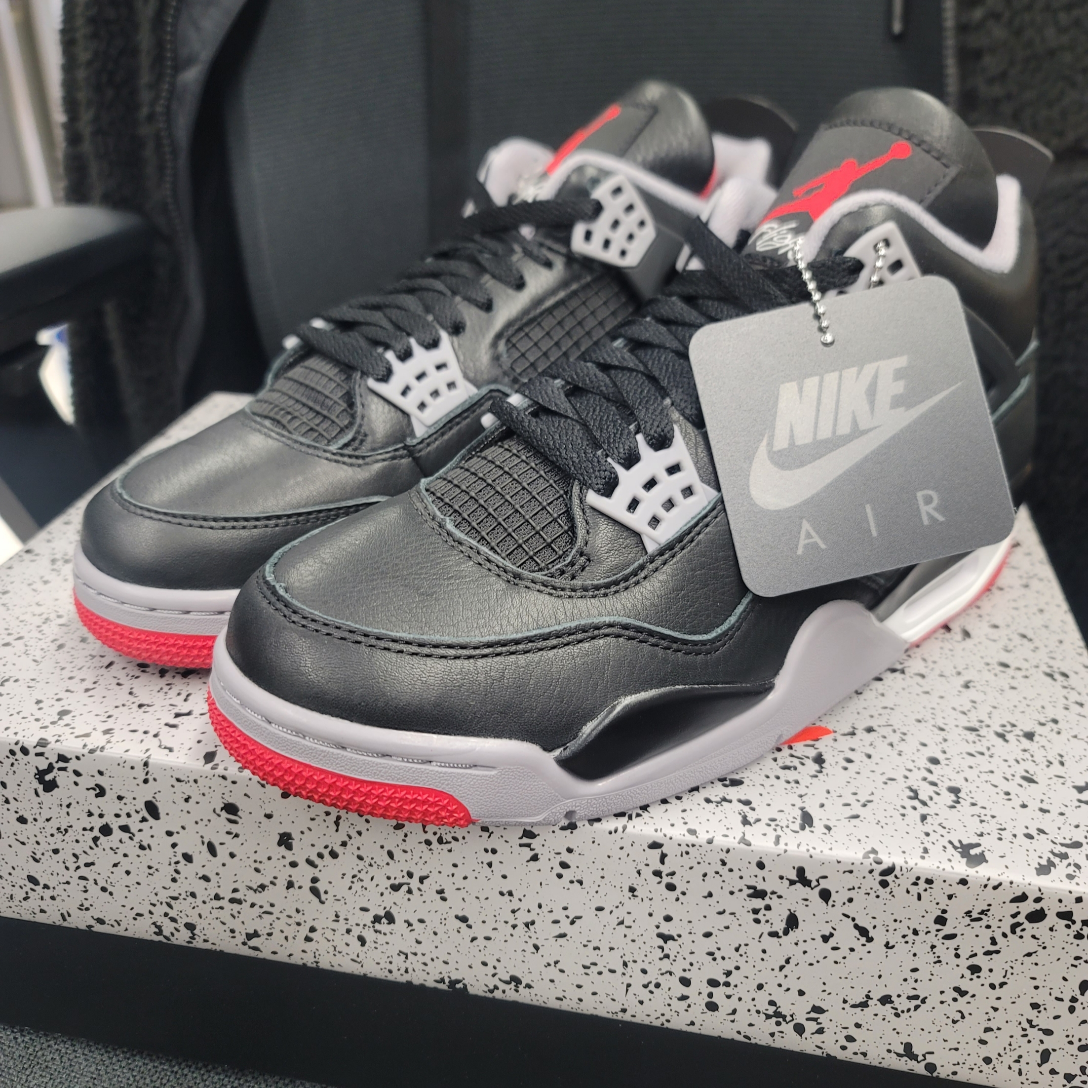 Jordan 4 Retro Bred Reimagined 착용 스타일
