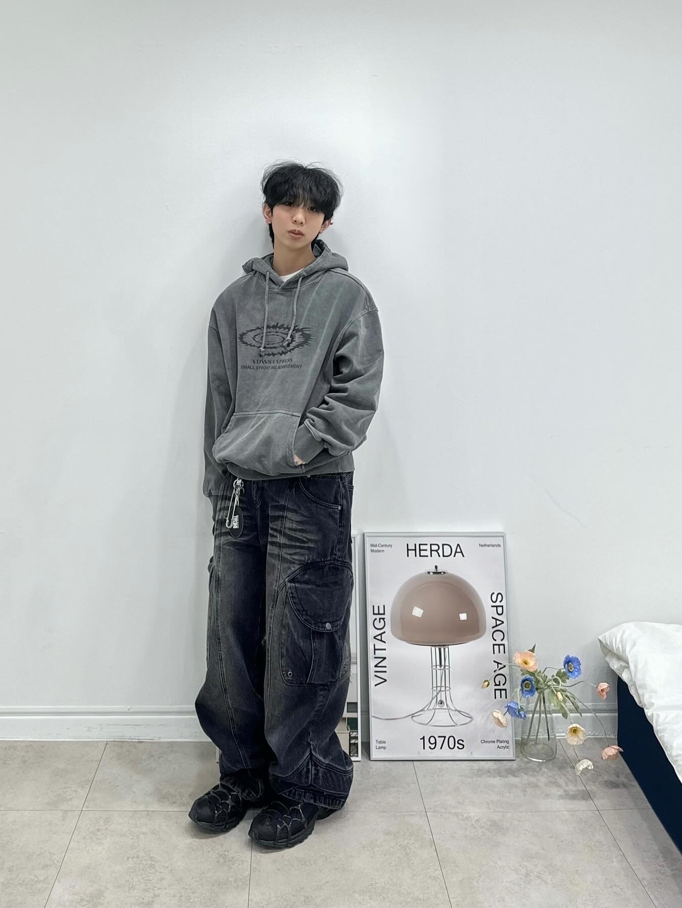 Nike Air Kukini Triple Black, Apple AirPods Max Lightning Space Gray (Korean Ver.) 착용 스타일 - 3