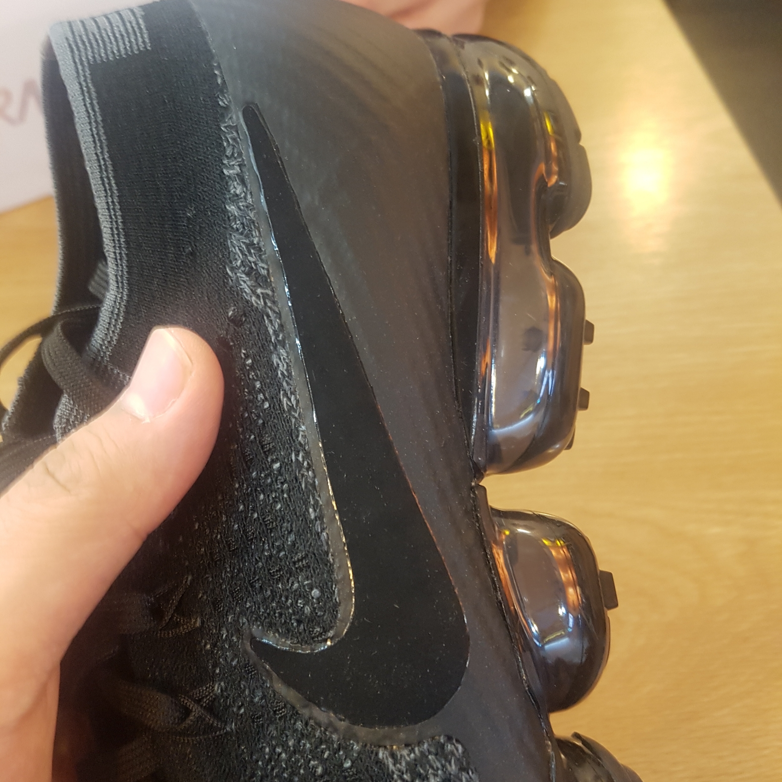 Nike Air VaporMax 2021 Flyknit Triple Black 착용 스타일