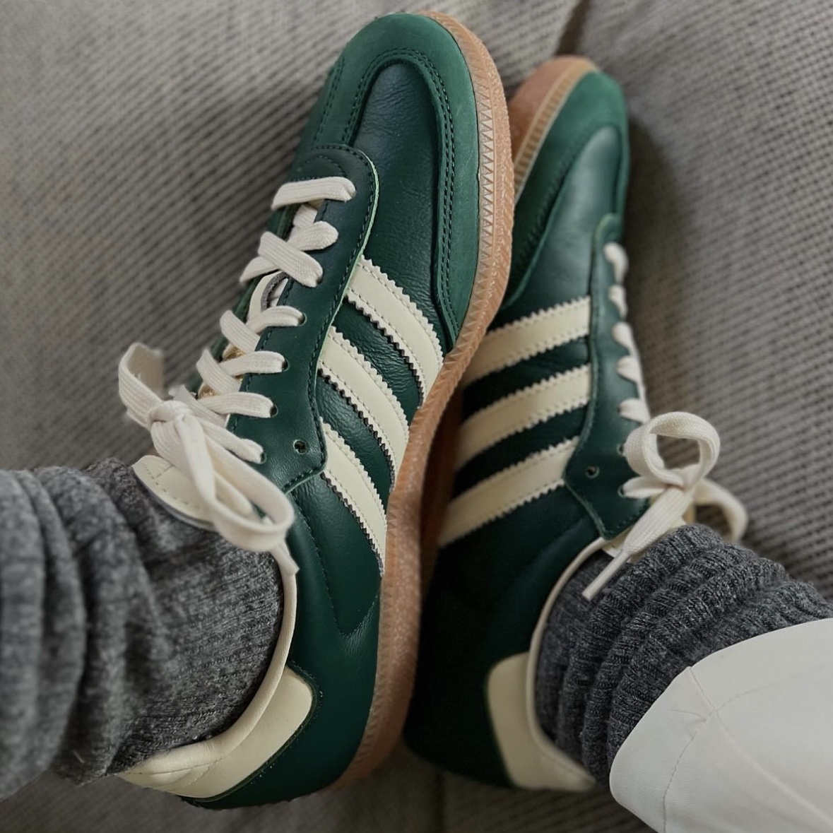 (W) Adidas Samba OG Collegiate Green Cream White 착용 스타일 - 1