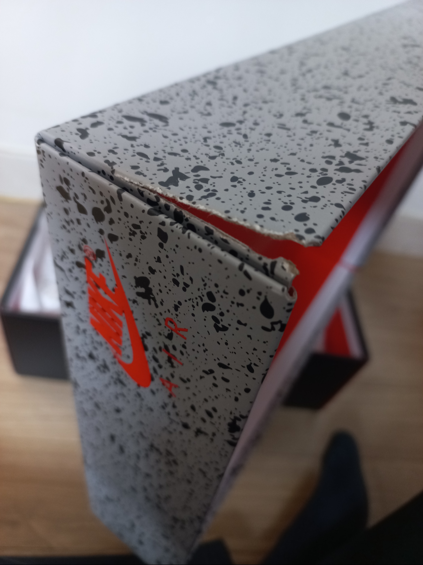 Jordan 4 Retro Bred Reimagined 착용 스타일 - 3