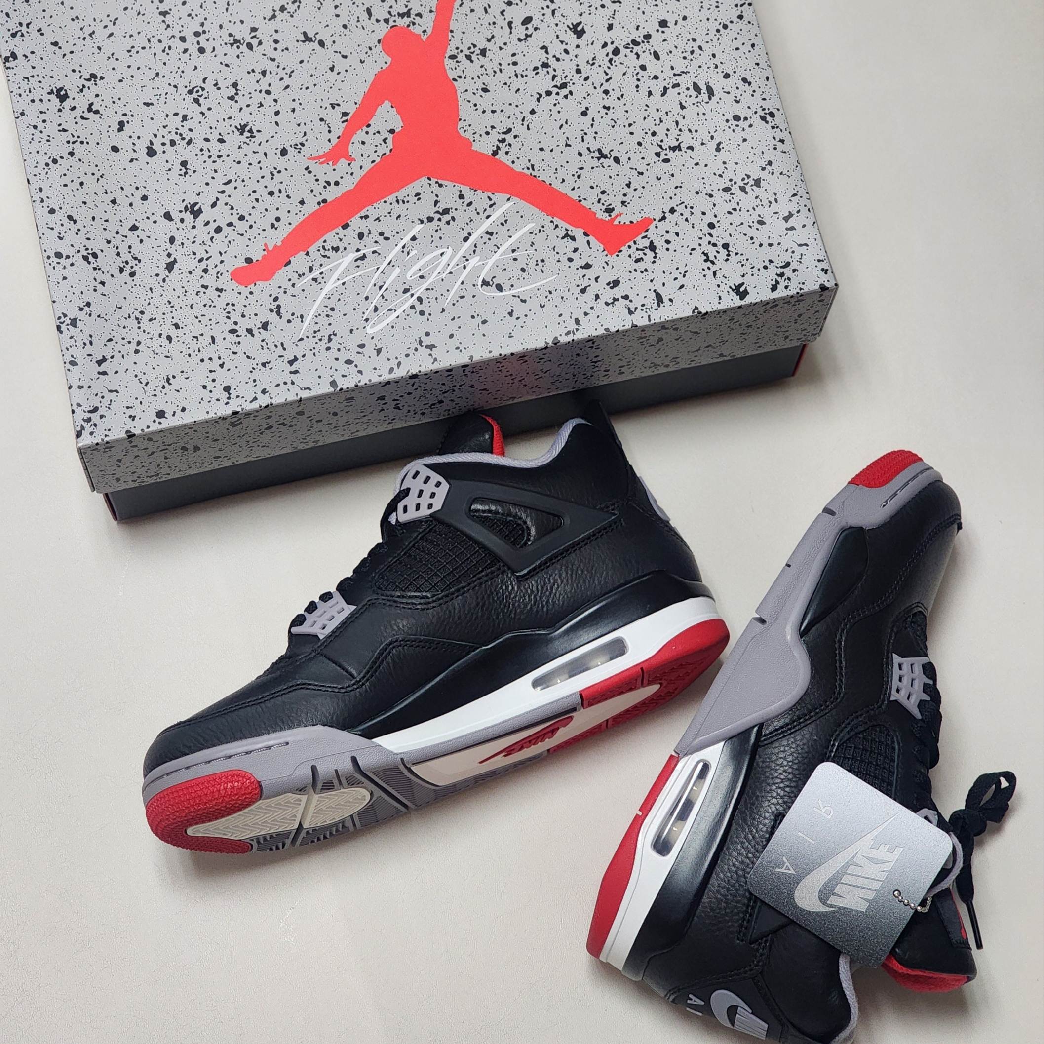 Jordan 4 Retro Bred Reimagined 착용 스타일 - 5