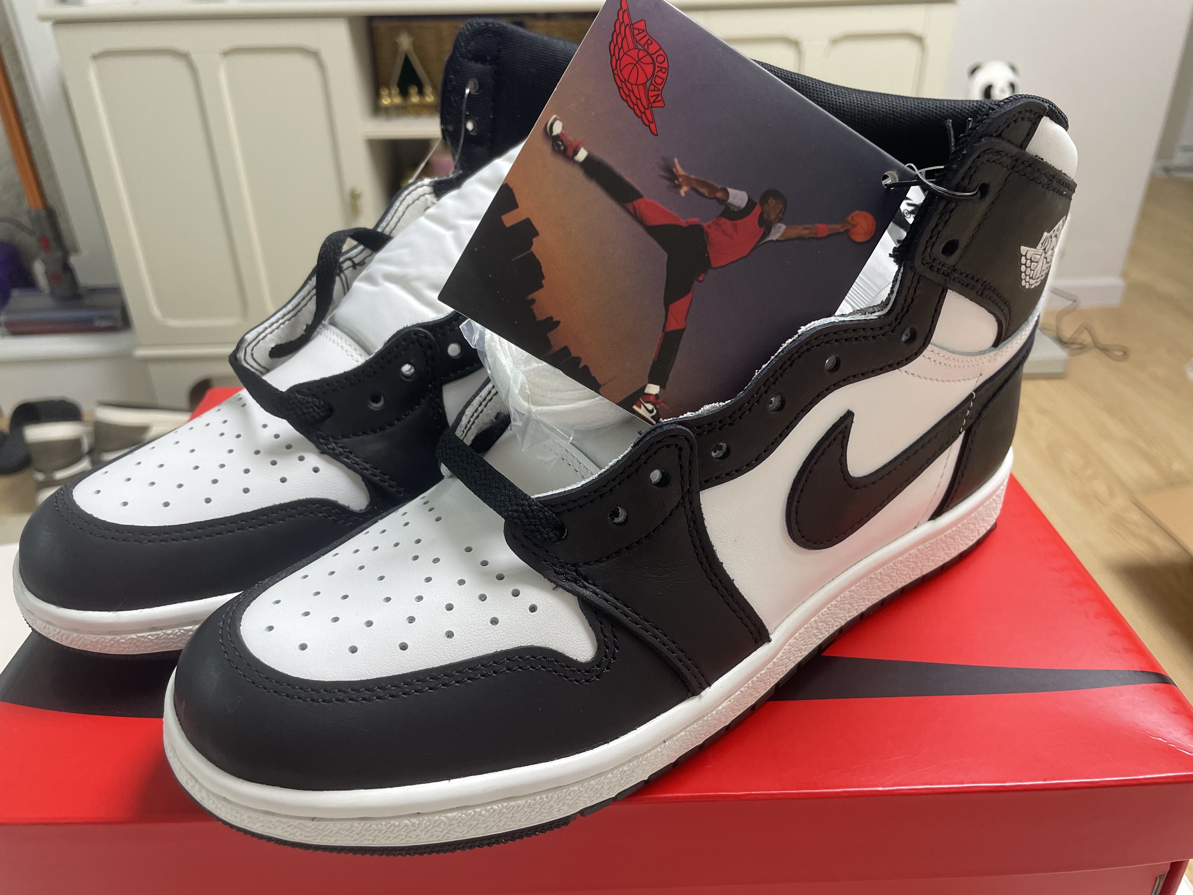 Jordan 1 High 85 Black White 착용 스타일 - 2