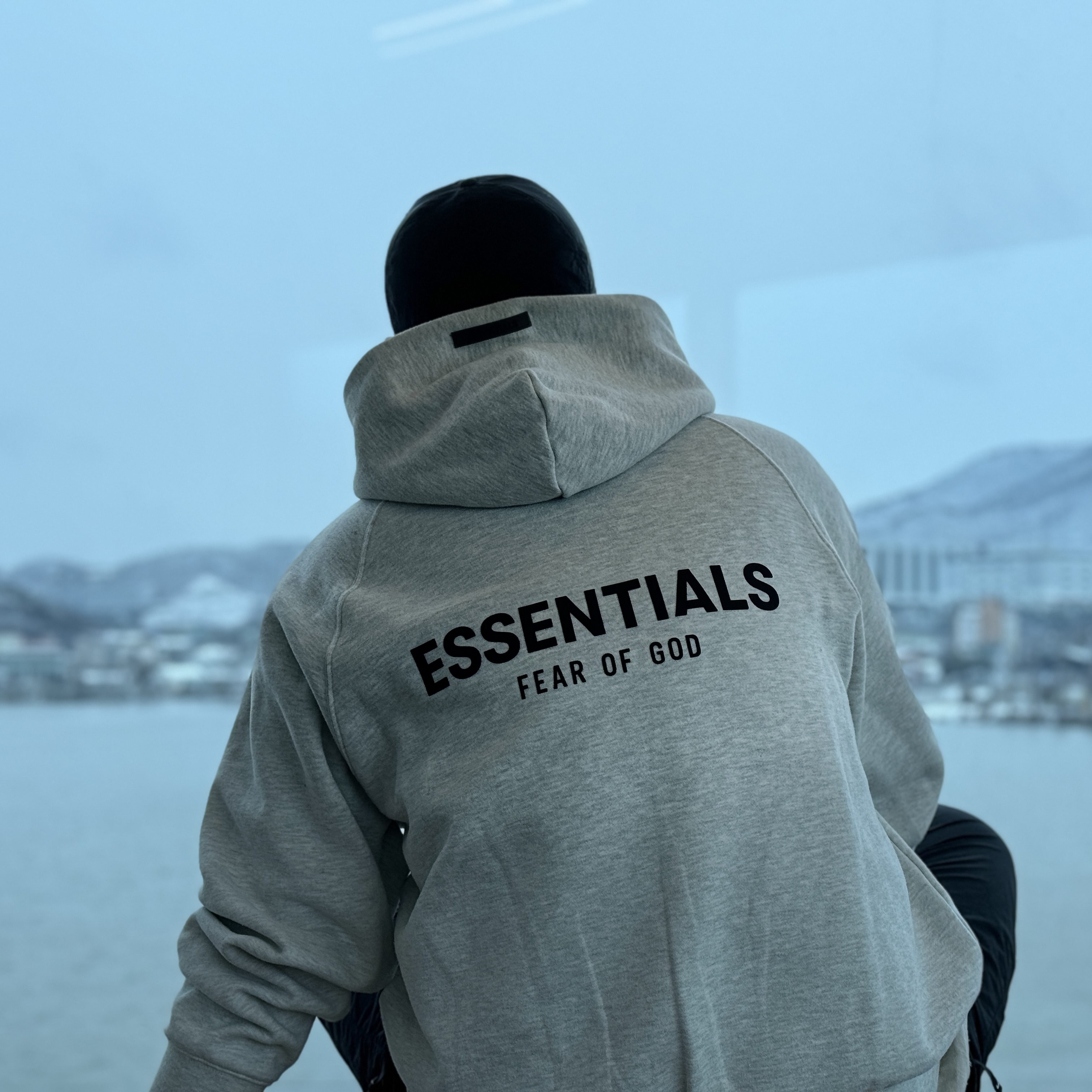 Essentials Pull-Over Hoodie Oatmeal - 21SS, Nike ACG Trail Cap Black 착용 스타일