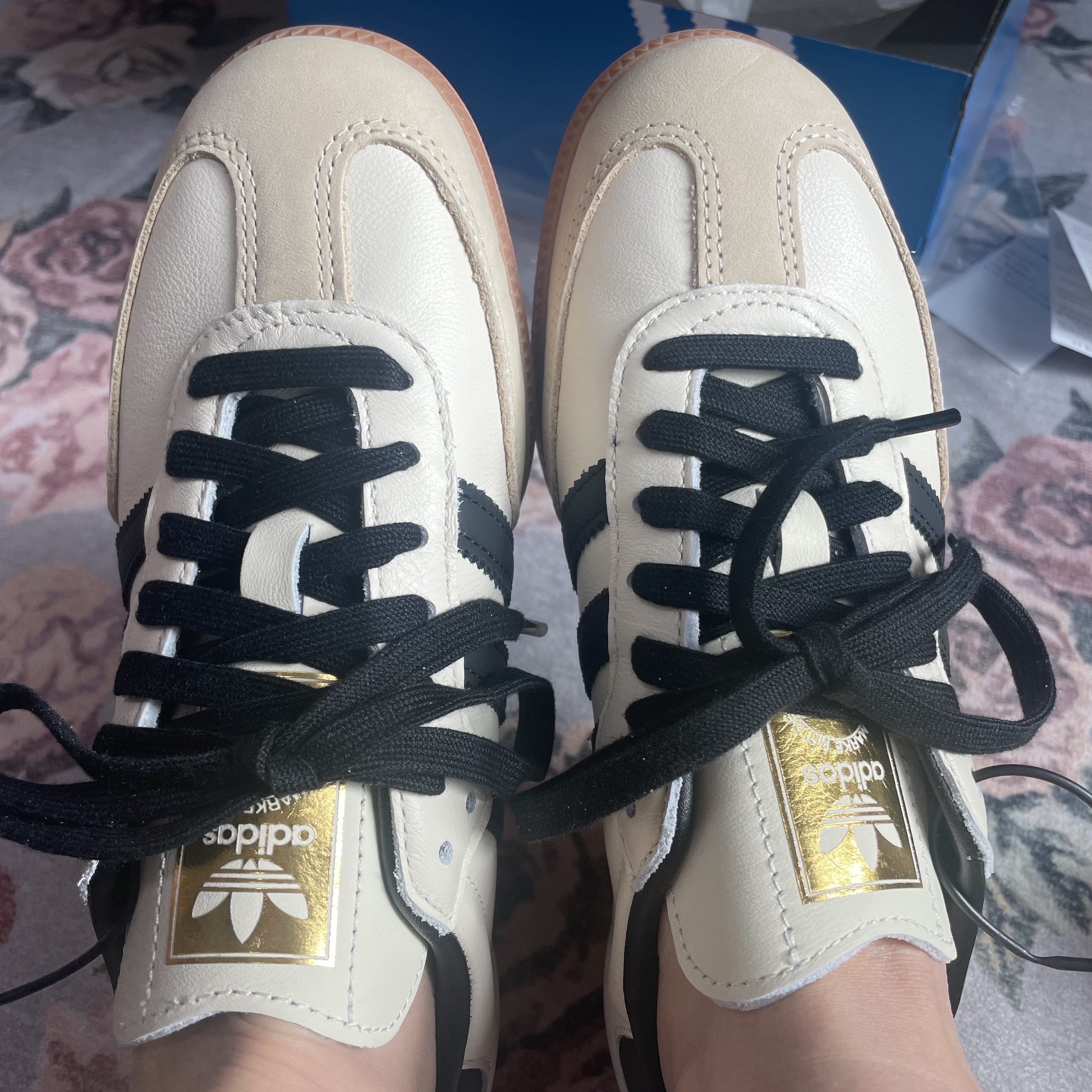 (W) Adidas Samba OG Cream White Core Black 착용 스타일