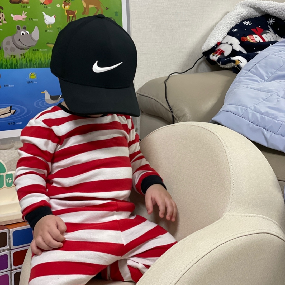 Nike Dri-Fit Adv Classic99 Golf Cap Black 착용 스타일