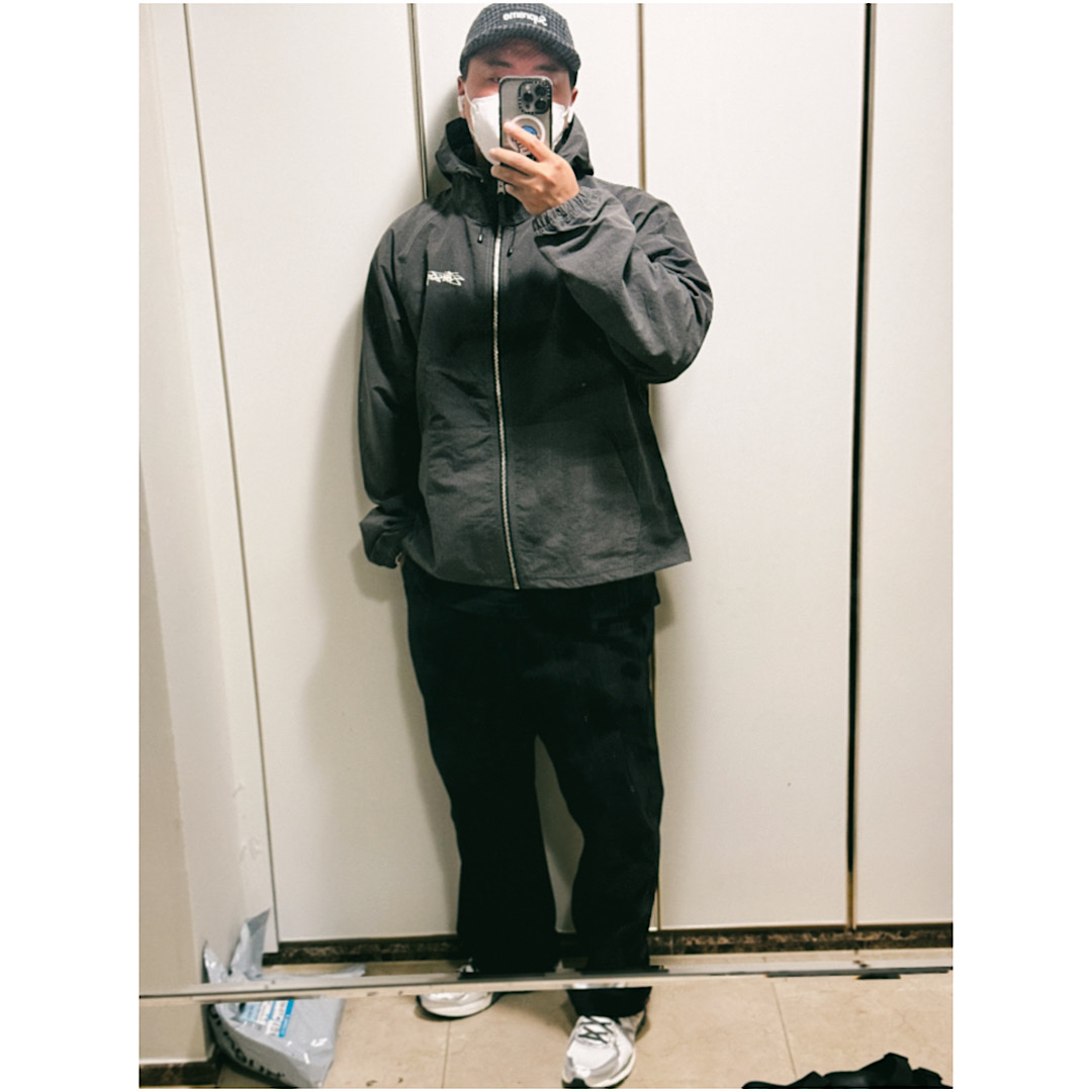 Stussy Wave Dye Beach Shell Jacket Black, Supreme Houndstooth Wool Camp Cap Black - 23FW 착용 스타일 - 2