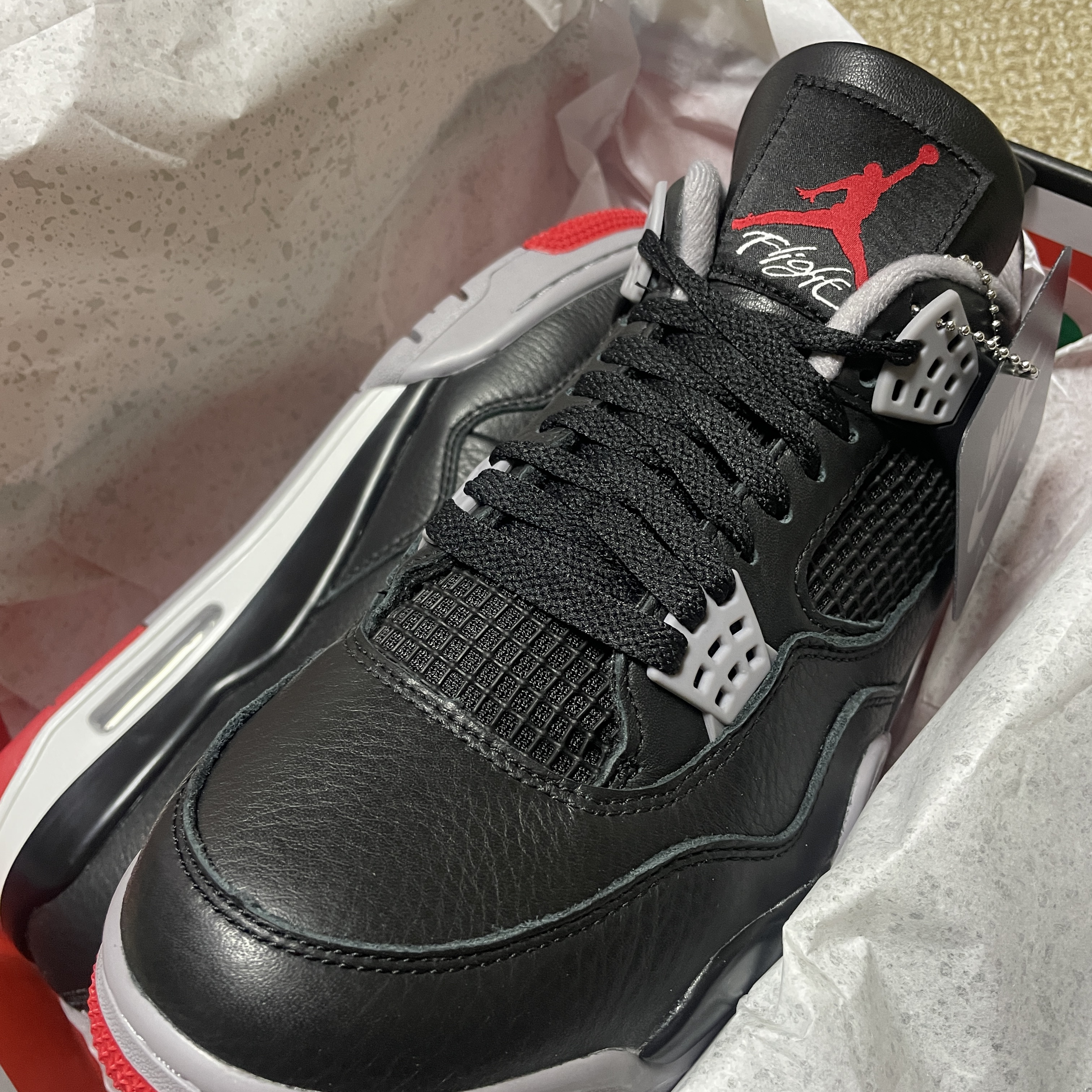 Jordan 4 Retro Bred Reimagined 착용 스타일 - 2