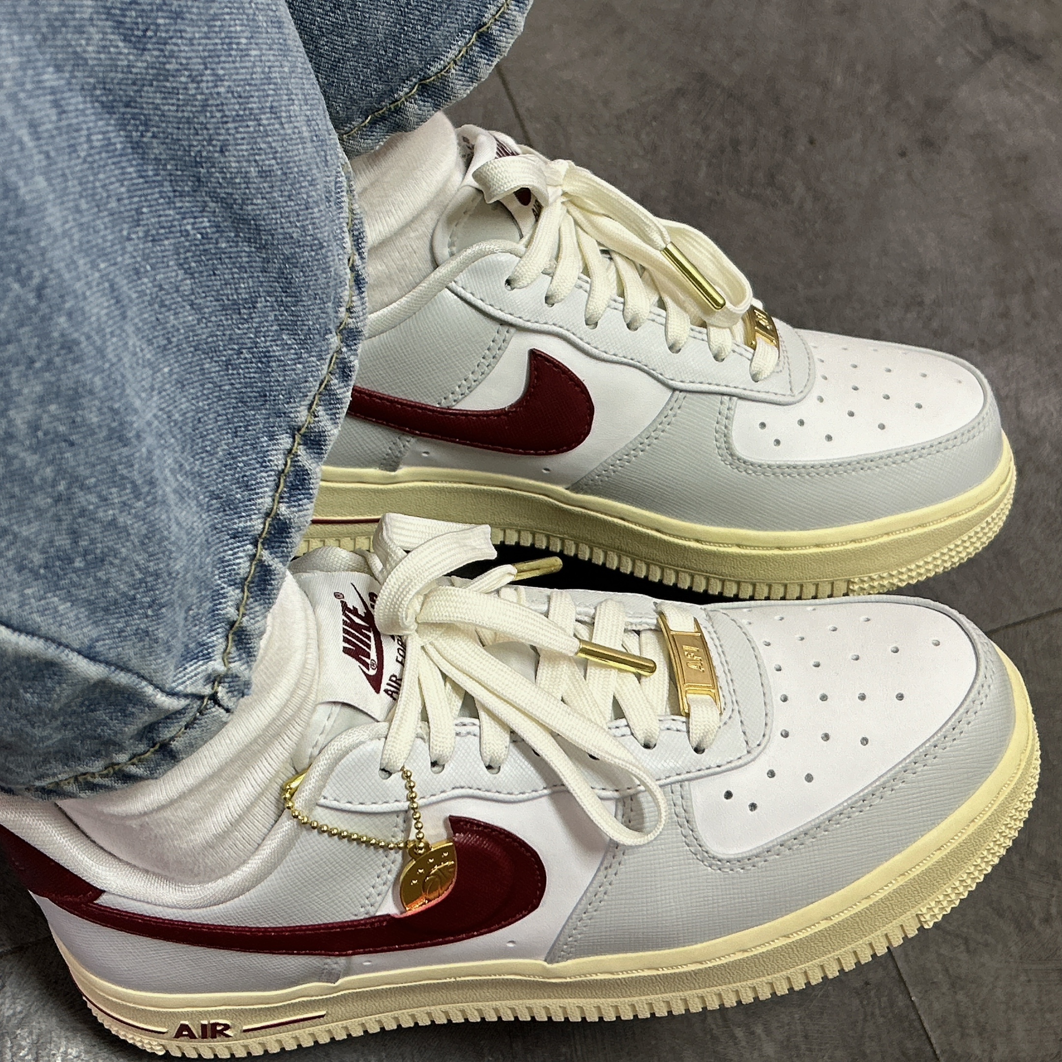 (W) Nike Air Force 1 '07 SE Pandant 착용 스타일