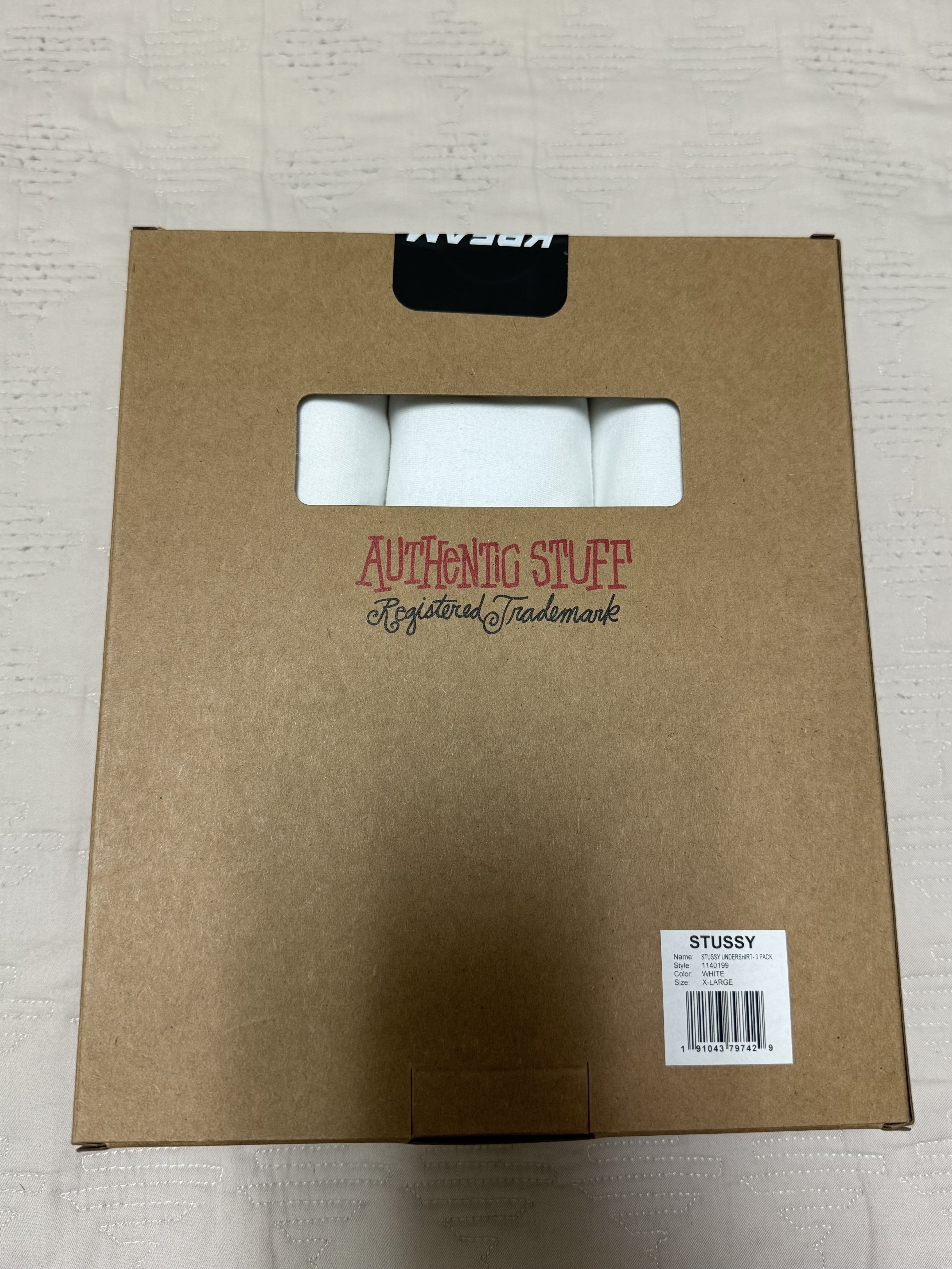 Stussy Undershirt White (3 Pack) 착용 스타일