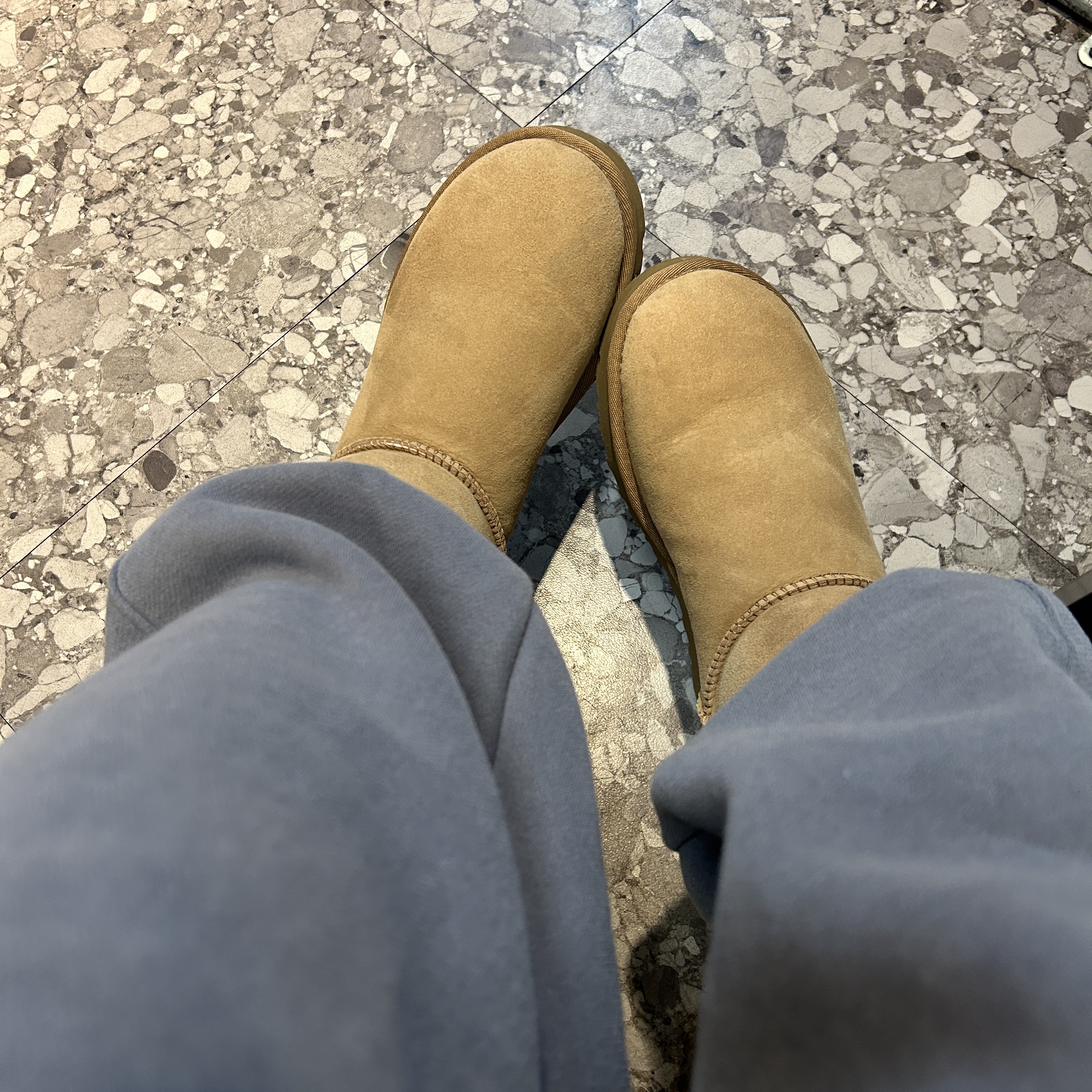 (W) UGG Classic Mini II Boots Chestnut 착용 스타일