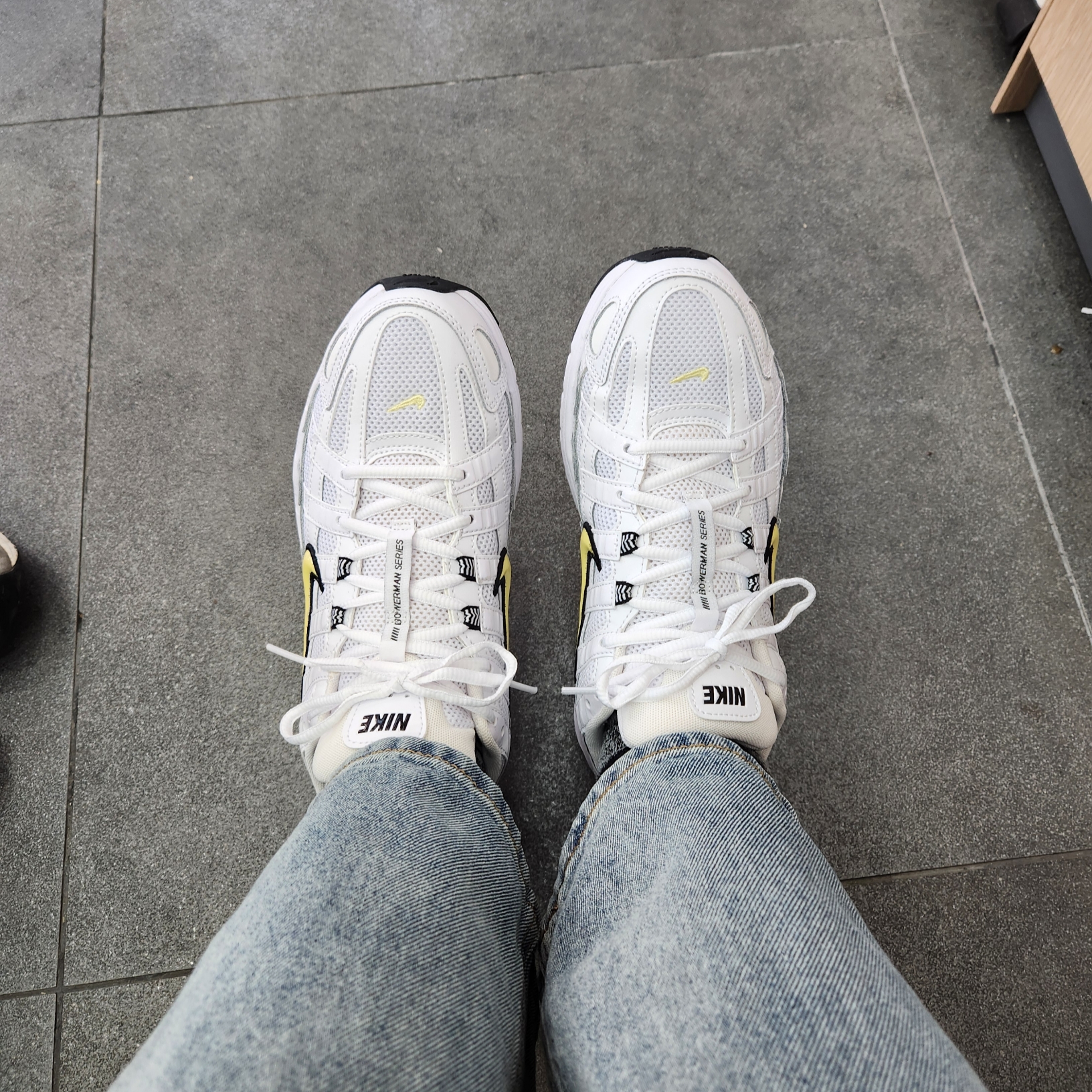 Nike P-6000 White Lemon Chiffon 착용 스타일 - 2
