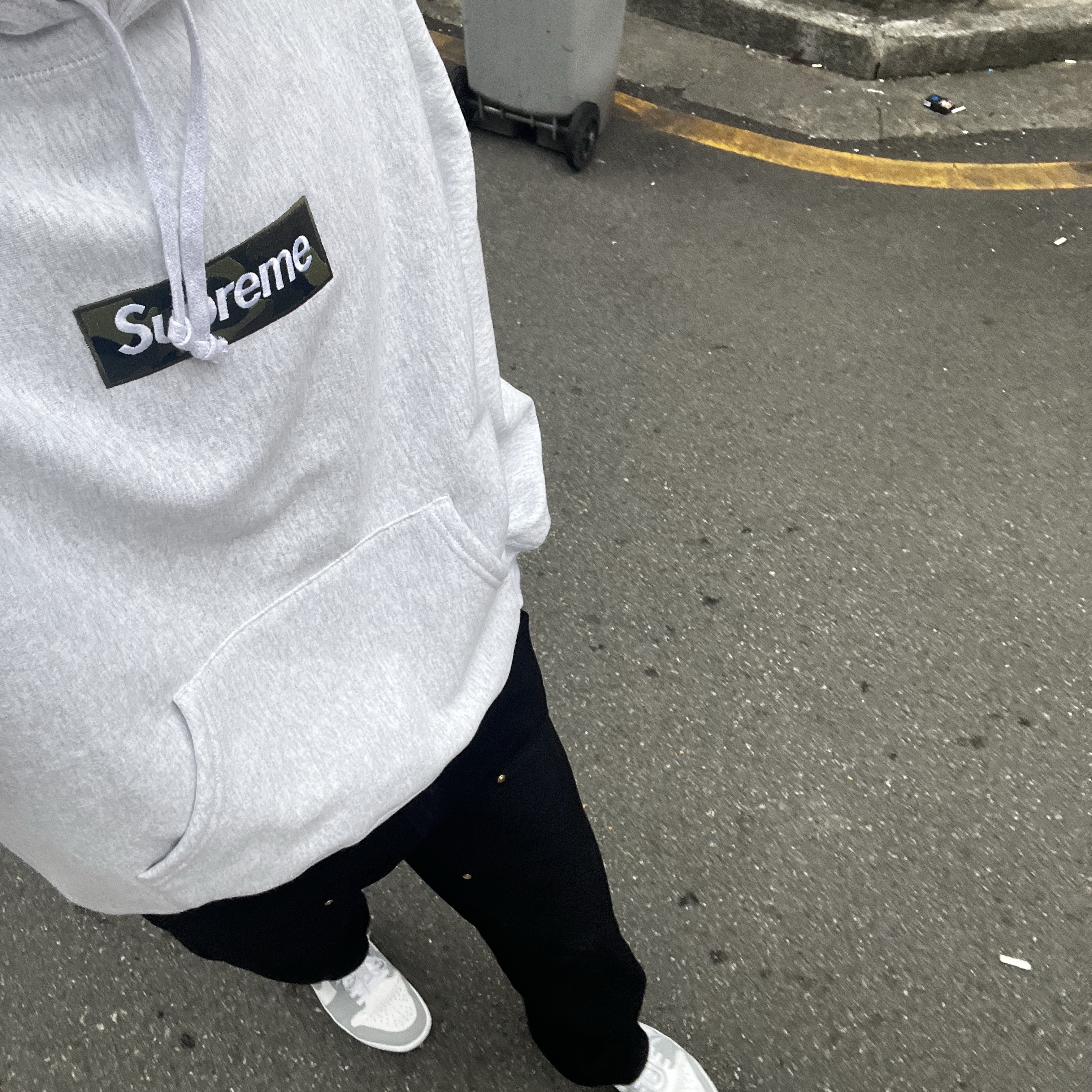 Supreme Box Logo Hooded Sweatshirt Ash Grey - 23FW 착용 스타일